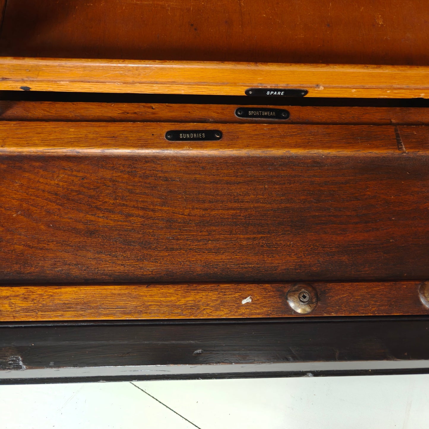 1920s Mahogany and Oak Compactom Ltd Gentleman’s Wardrobe 1920s Mahogany and Oak Compactom Ltd Gentleman’s Wardrobe