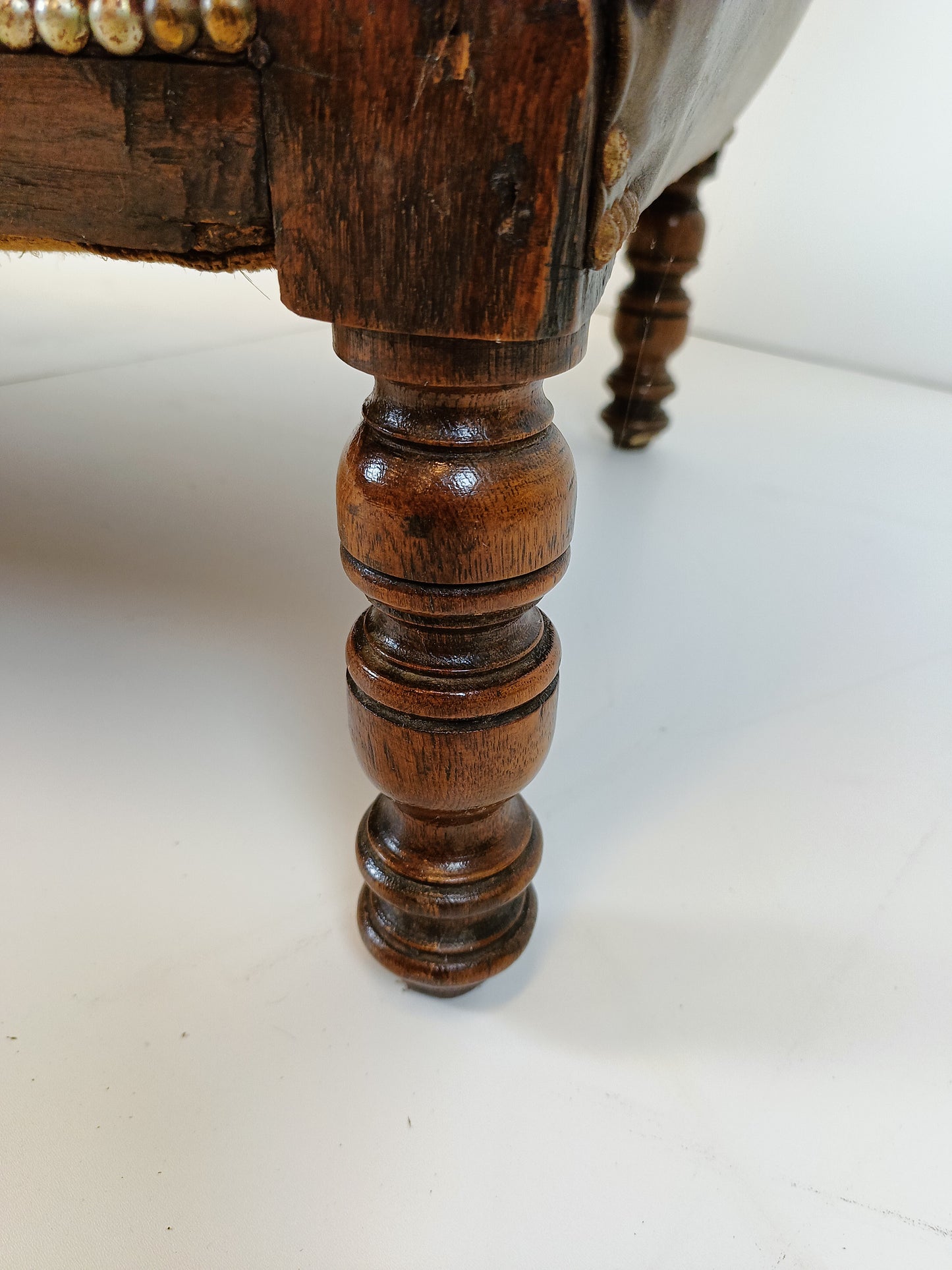 Gorgeous Antique Chaise Lounge Sofa/Daybed