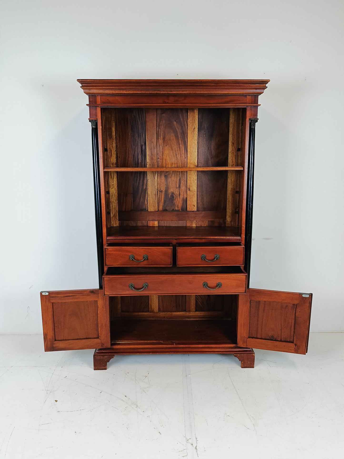 English Style Mahogany Wooden Book Cabinet