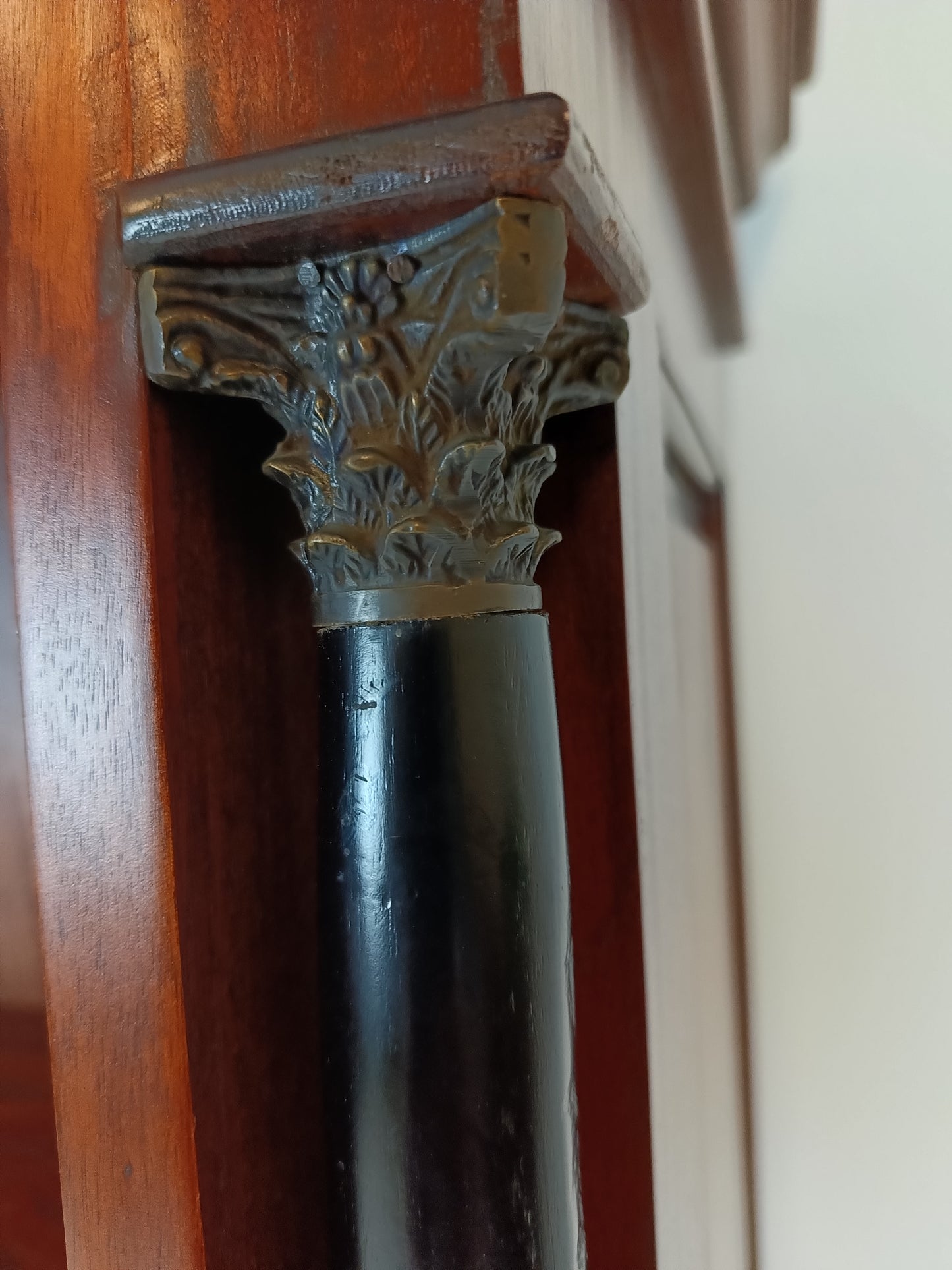 English Style Mahogany Wooden Book Cabinet