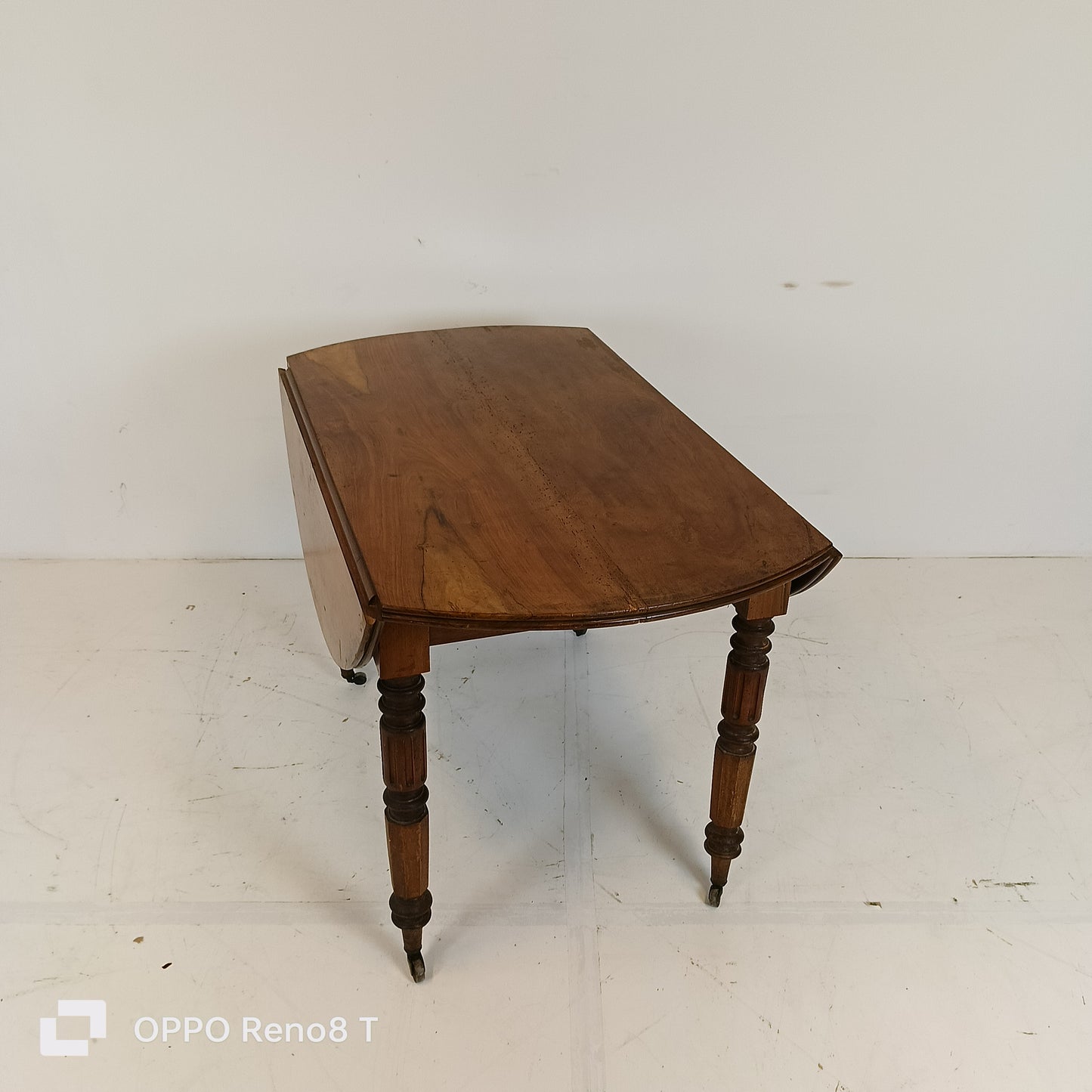 Oval Drop Leaf Table