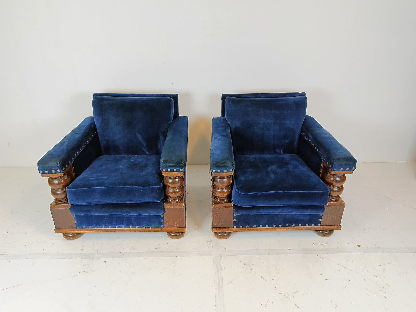 Kingsize Kobalt Blue Armchairs