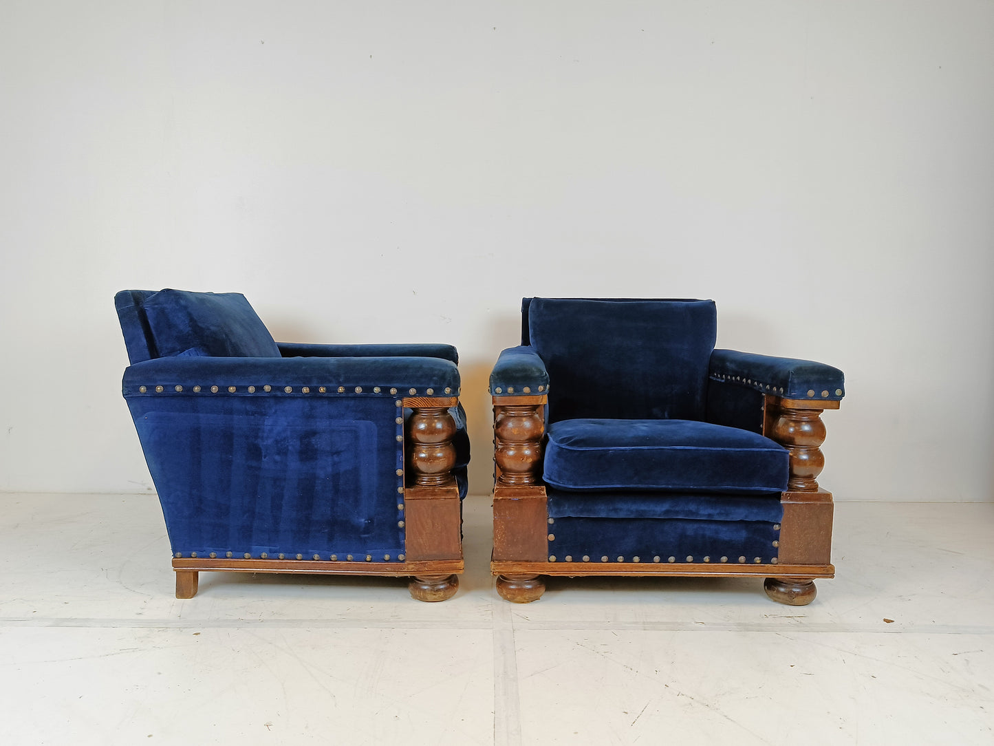 Kingsize Kobalt Blue Armchairs