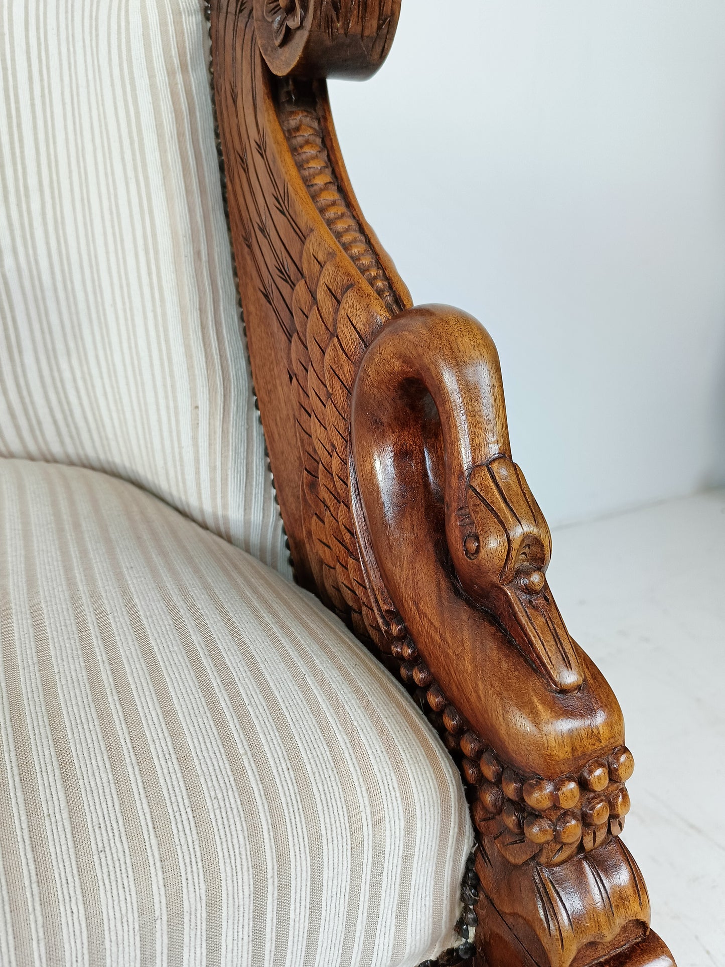 Neoclassical Carved Swan Bench Beige