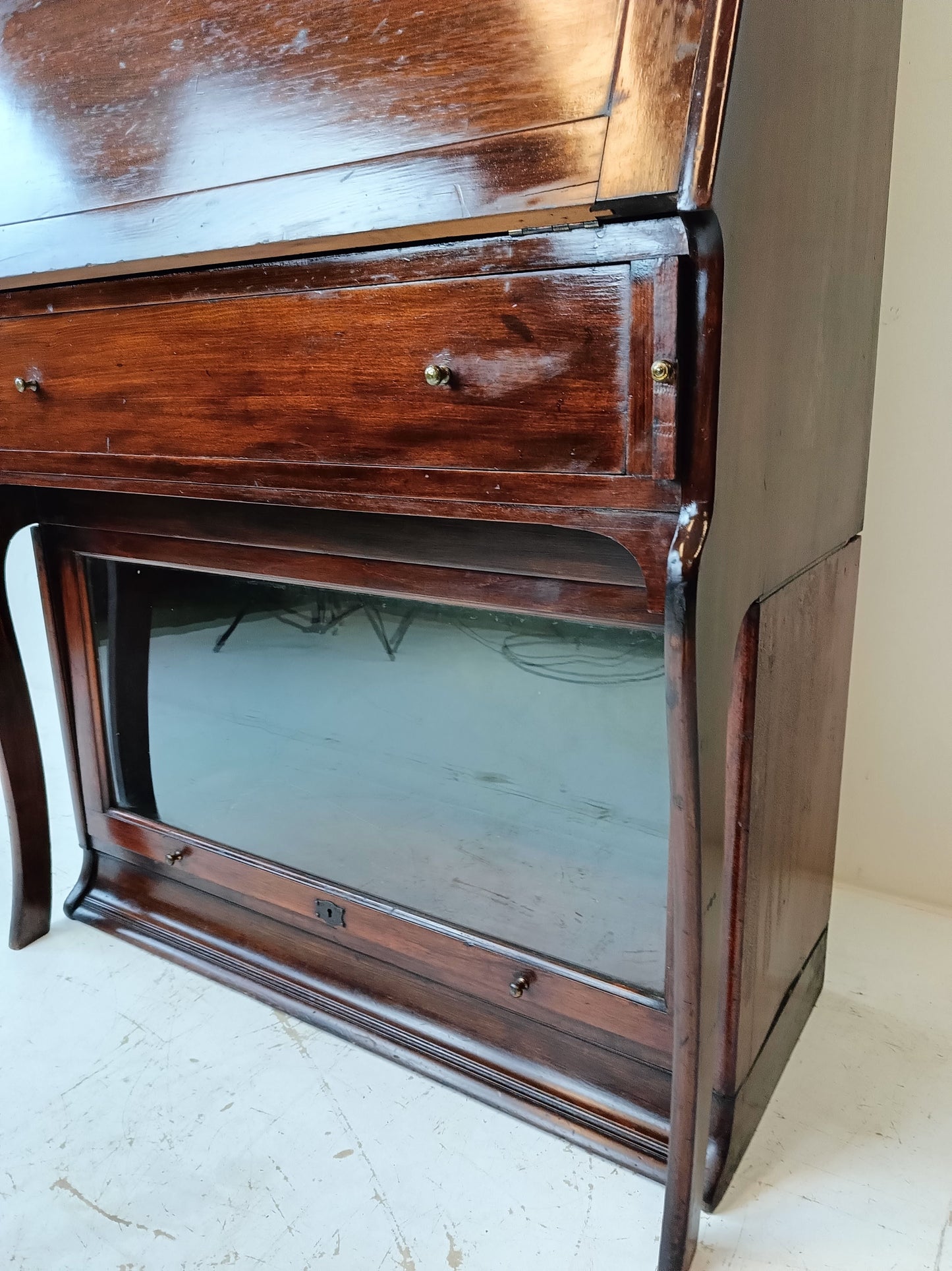 Globe Wernicke Style Bookcase/Display Cabinet With Secretary Table Maker Lubus