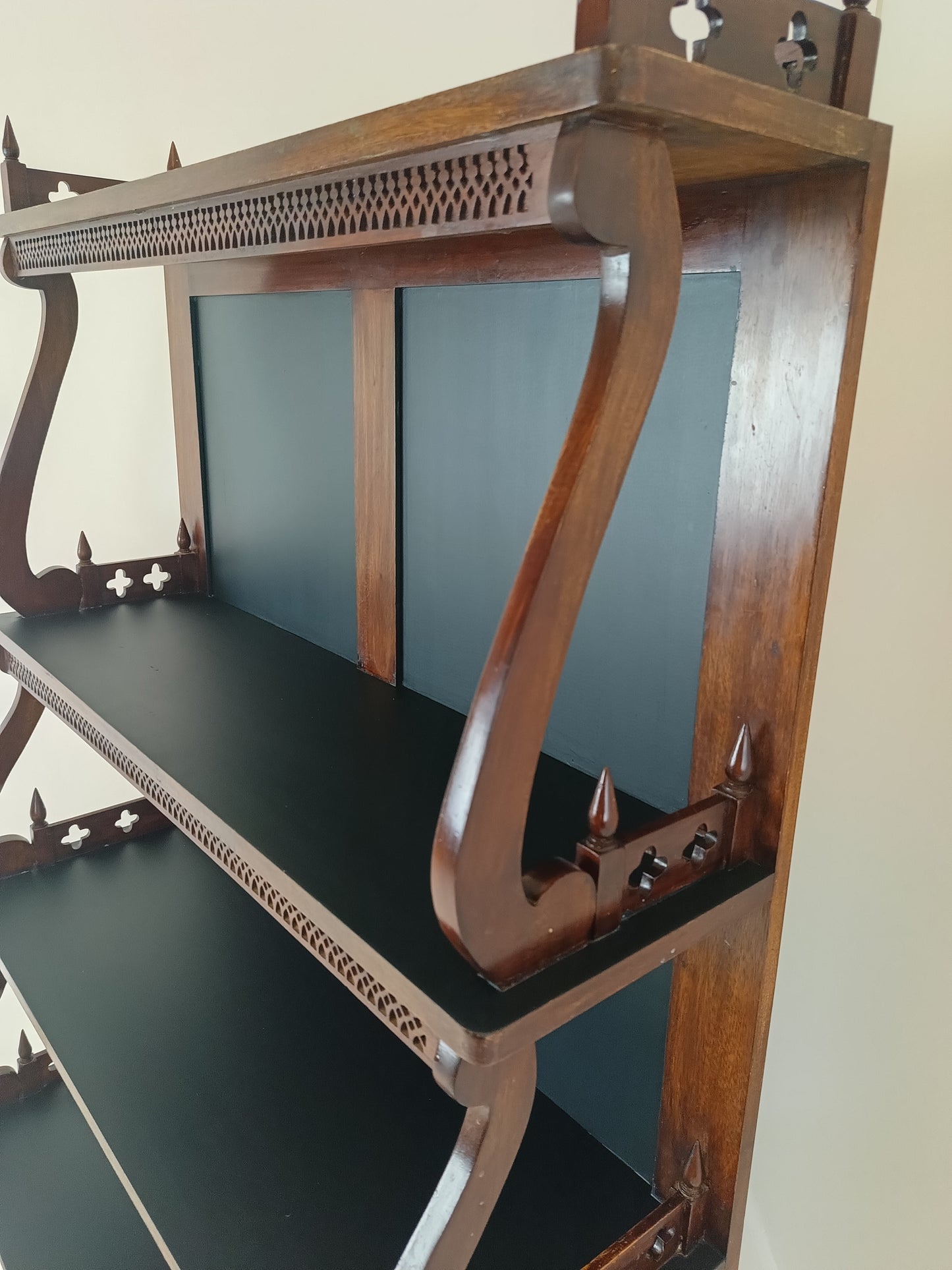 Stunning Mahogany Bookcase
