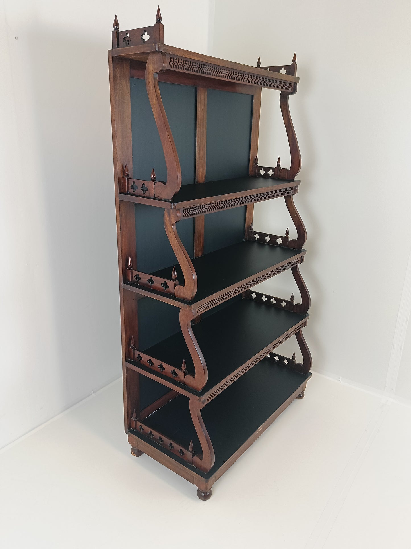 Stunning Mahogany Bookcase