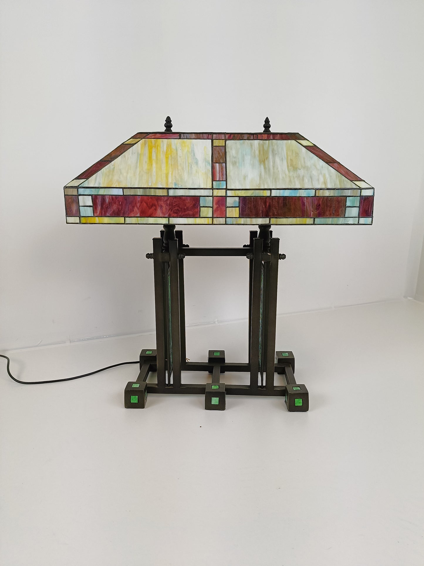Art Deco Tiffany Glass Bronze Table Lamp