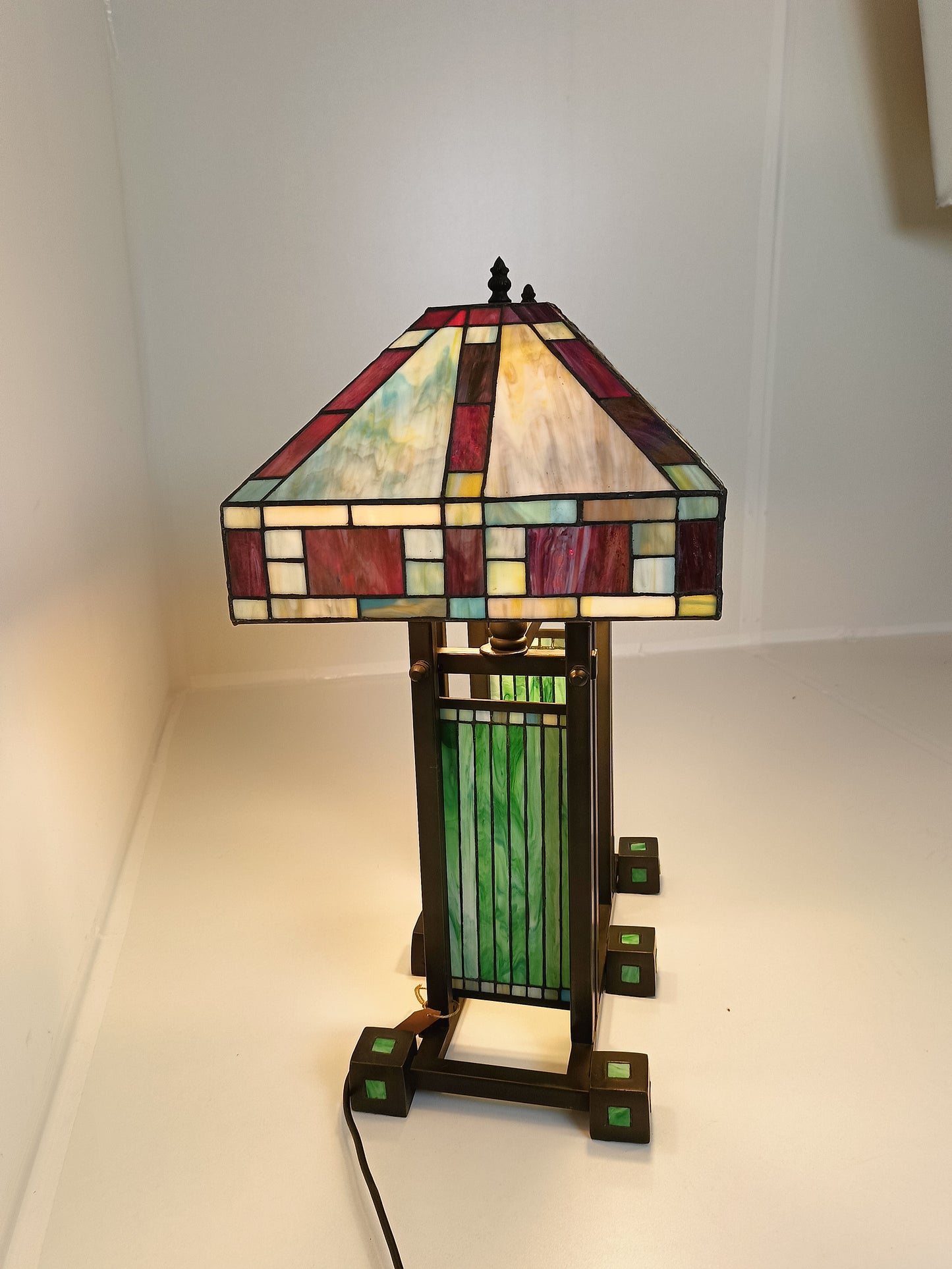 Art Deco Tiffany Glass Bronze Table Lamp