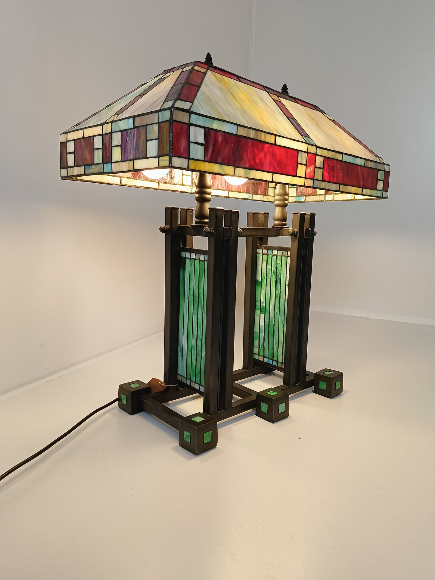 Art Deco Tiffany Glass Bronze Table Lamp