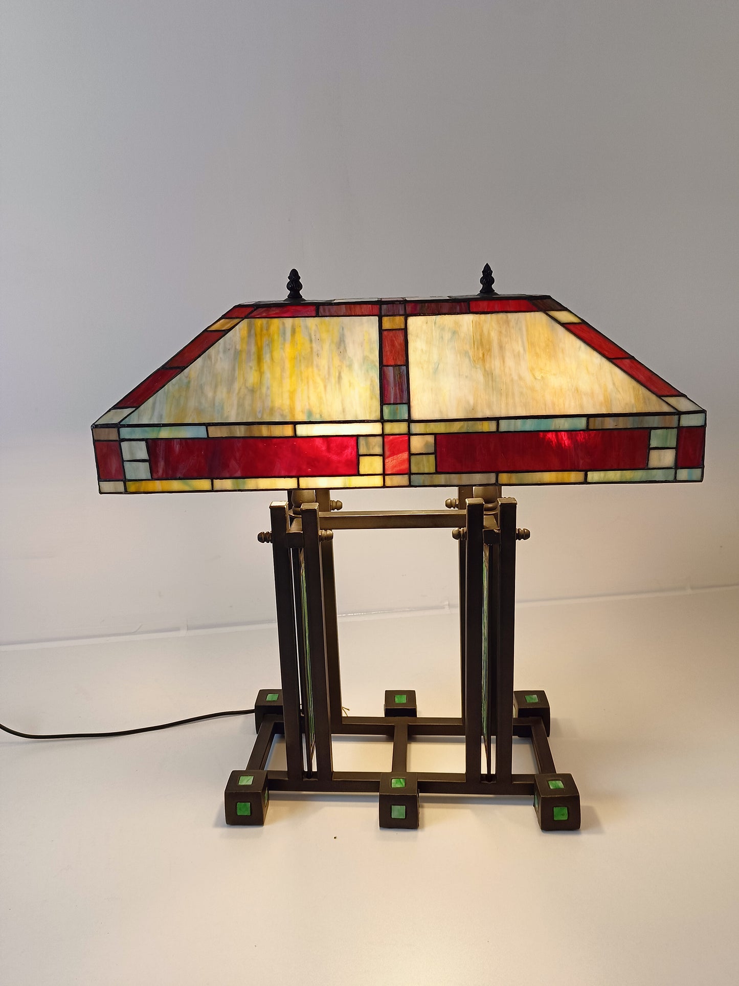 Art Deco Tiffany Glass Bronze Table Lamp