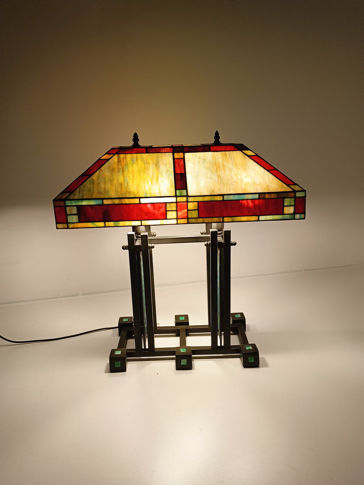 Art Deco Tiffany Glass Bronze Table Lamp