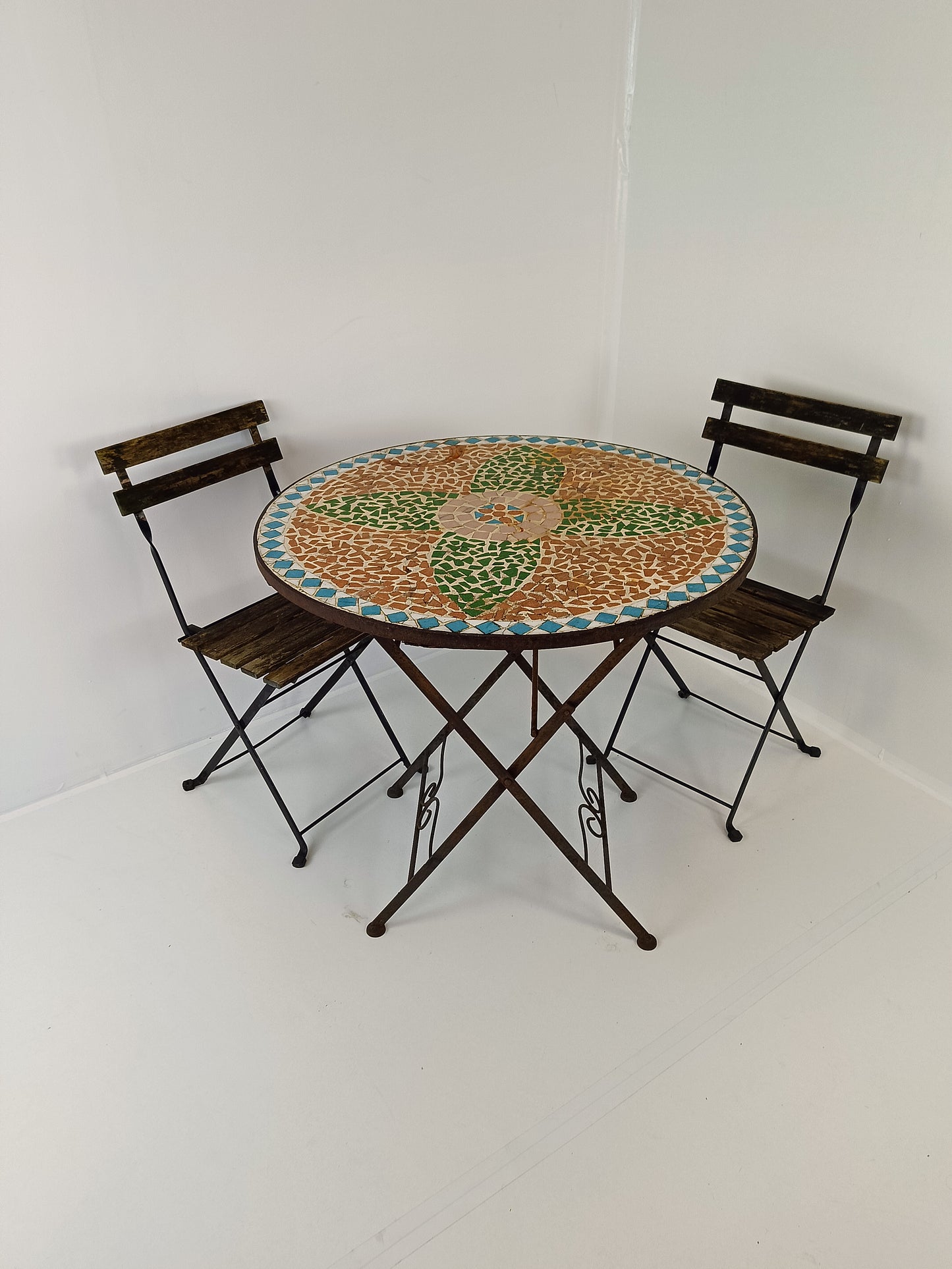 Mozaiek Vintage Garden Table
