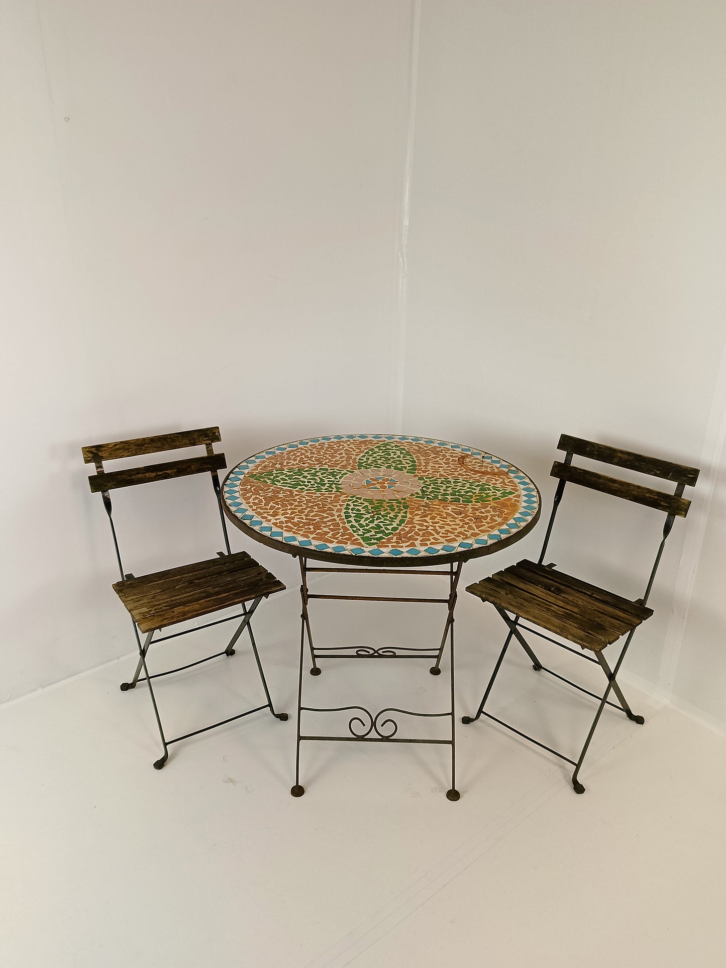 Mozaiek Vintage Garden Table