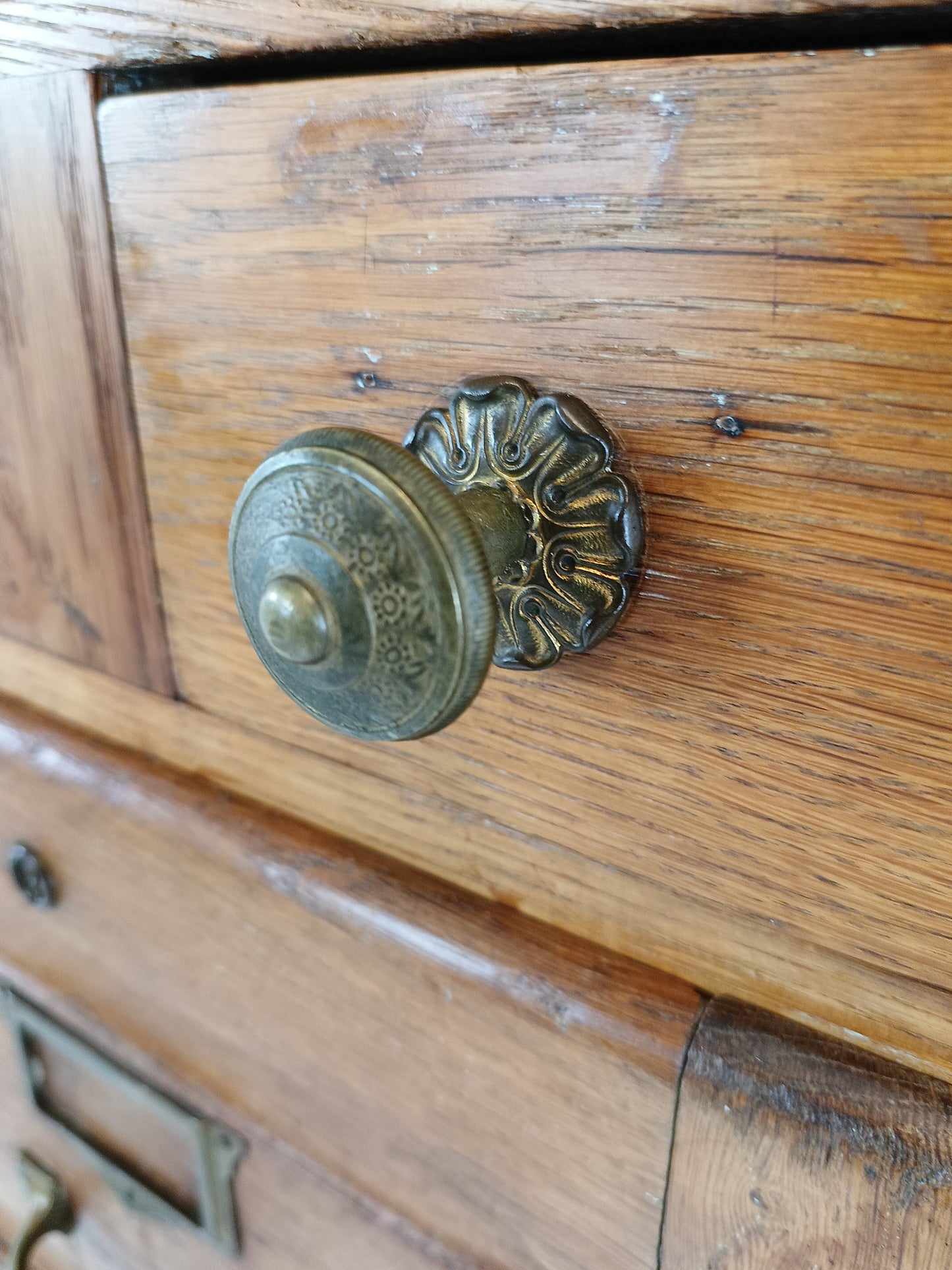 Exclusive Antique Filling Cabinet In Oak Wood
