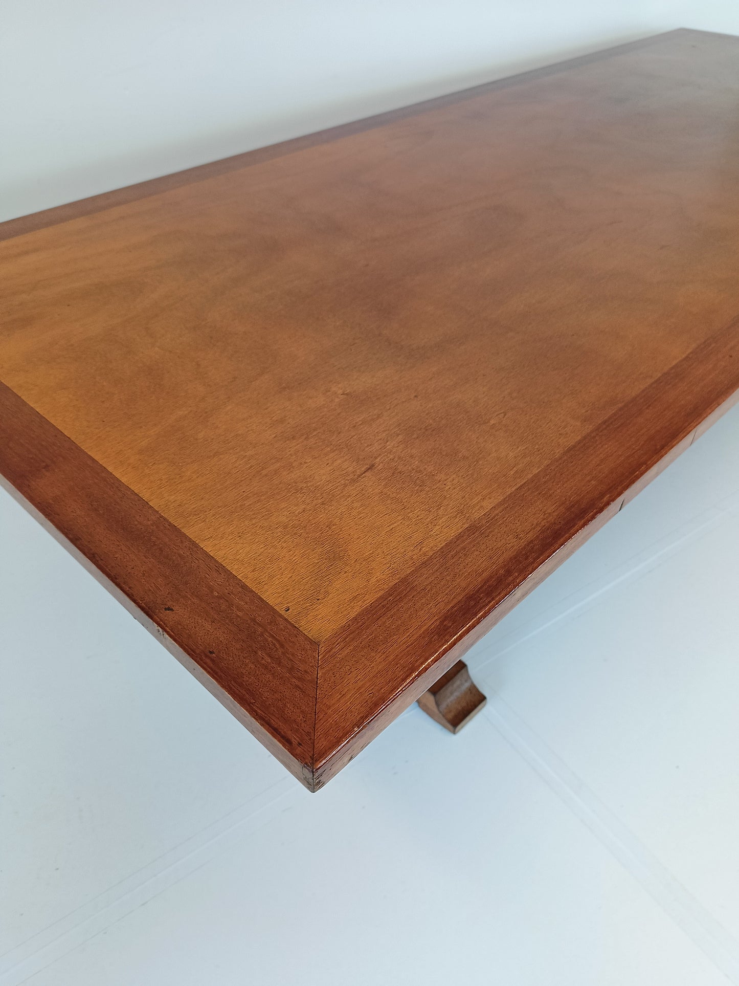 Outstandig Vintage Monastery Table