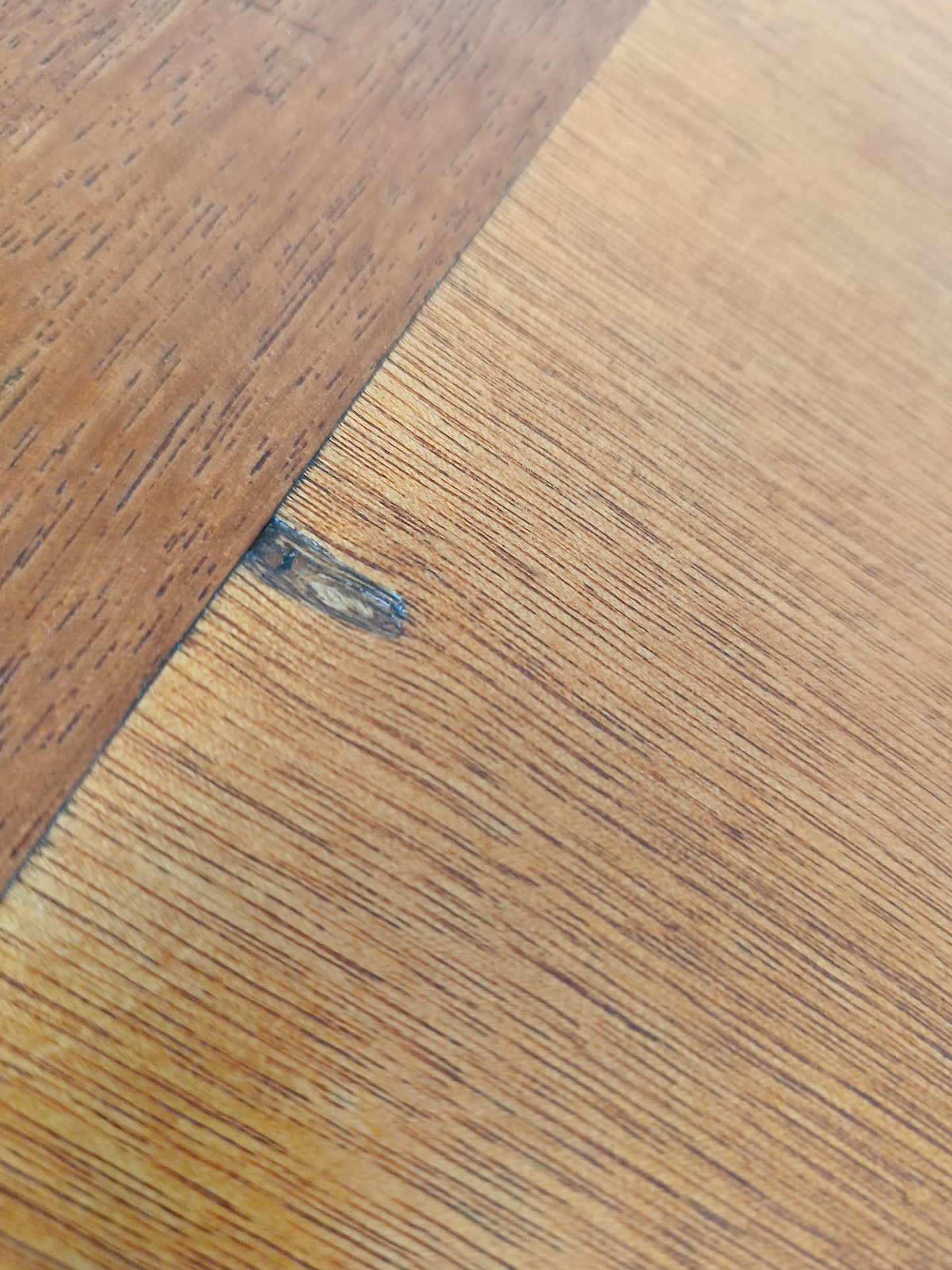 Outstandig Vintage Monastery Table