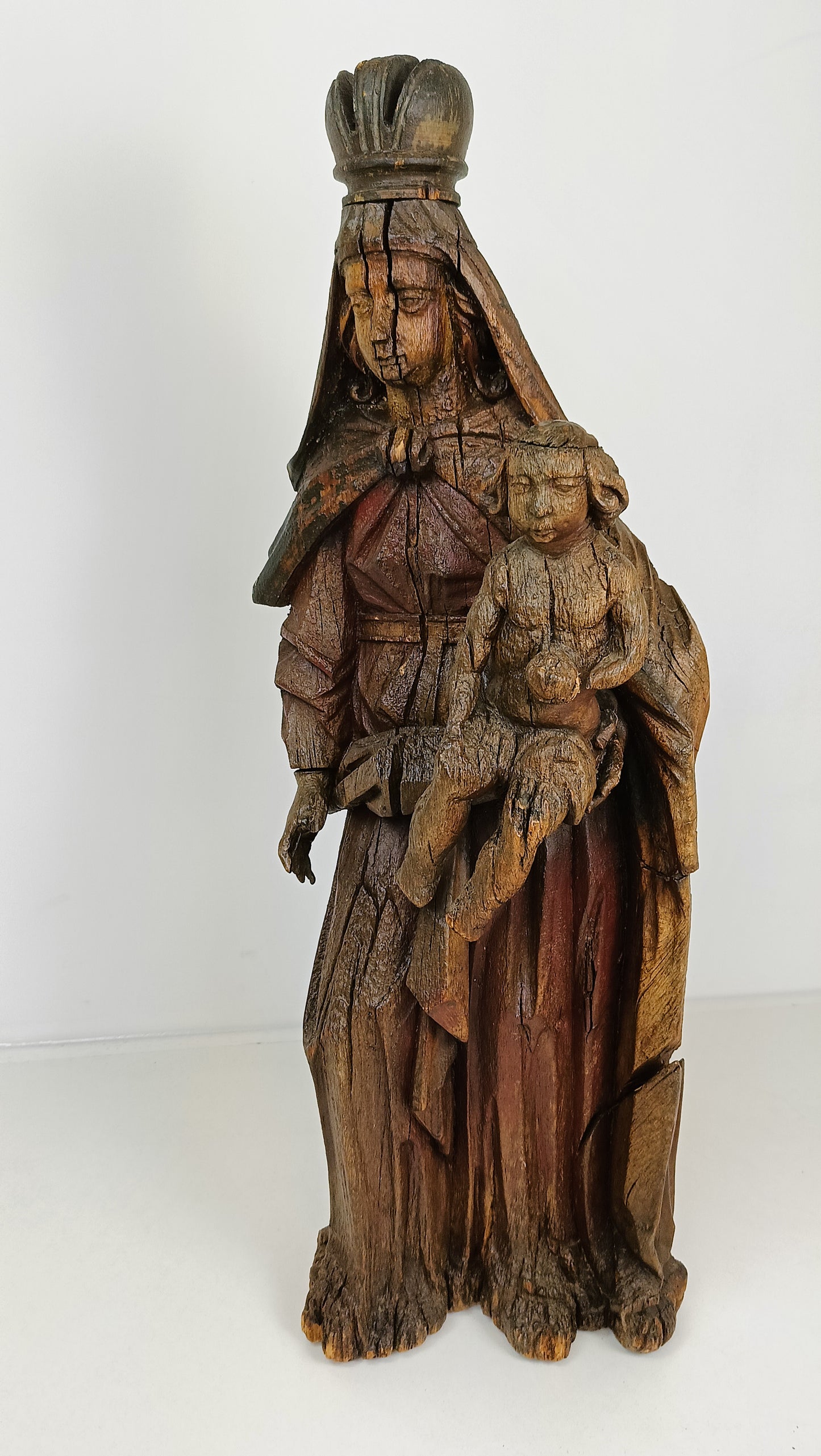 Wooden Statue Of Virgin Mary With Jesus