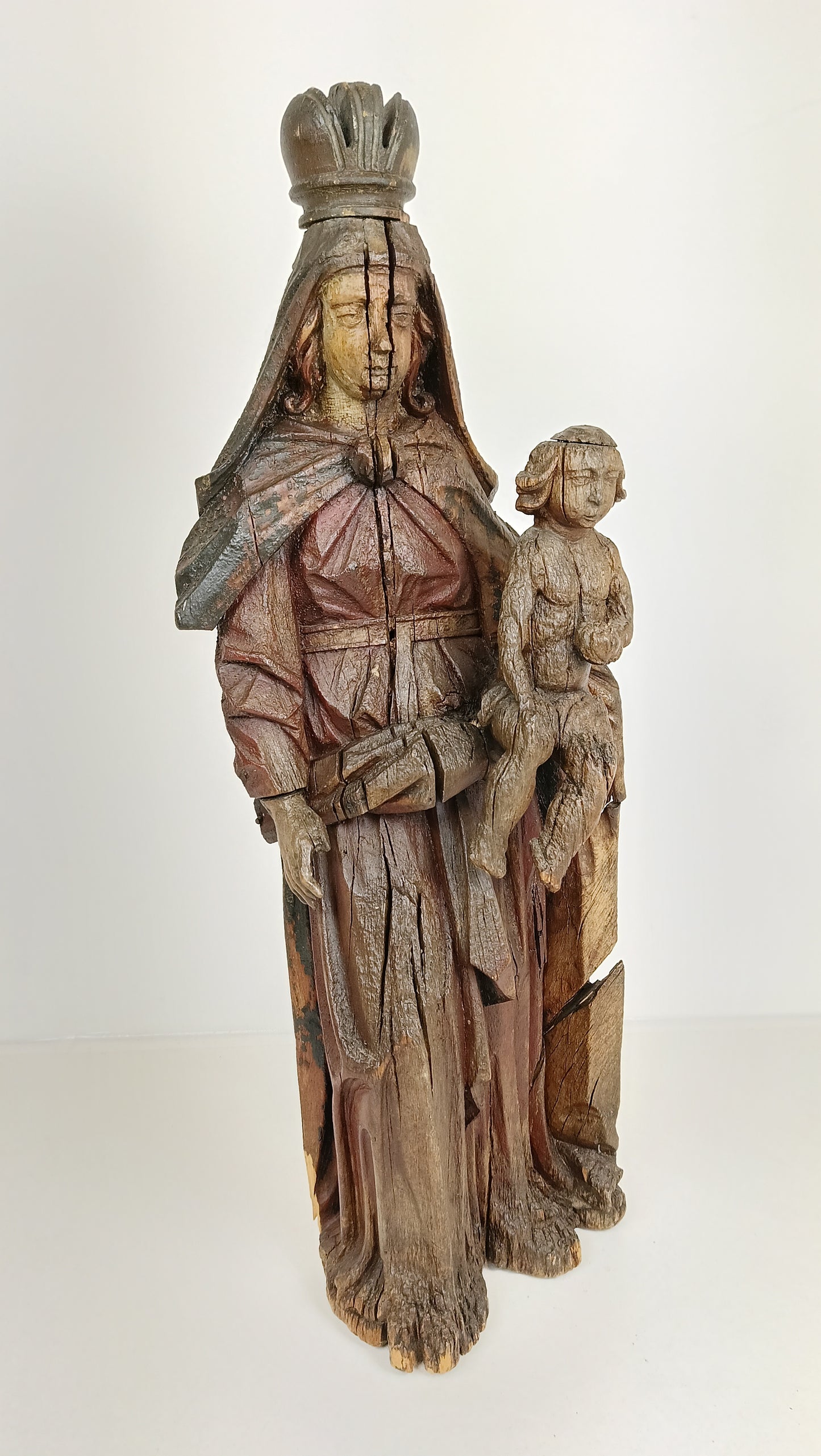 Wooden Statue Of Virgin Mary With Jesus