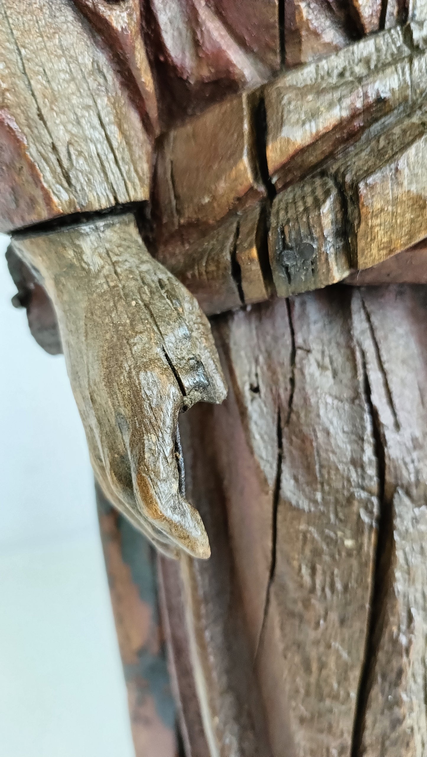 Wooden Statue Of Virgin Mary With Jesus