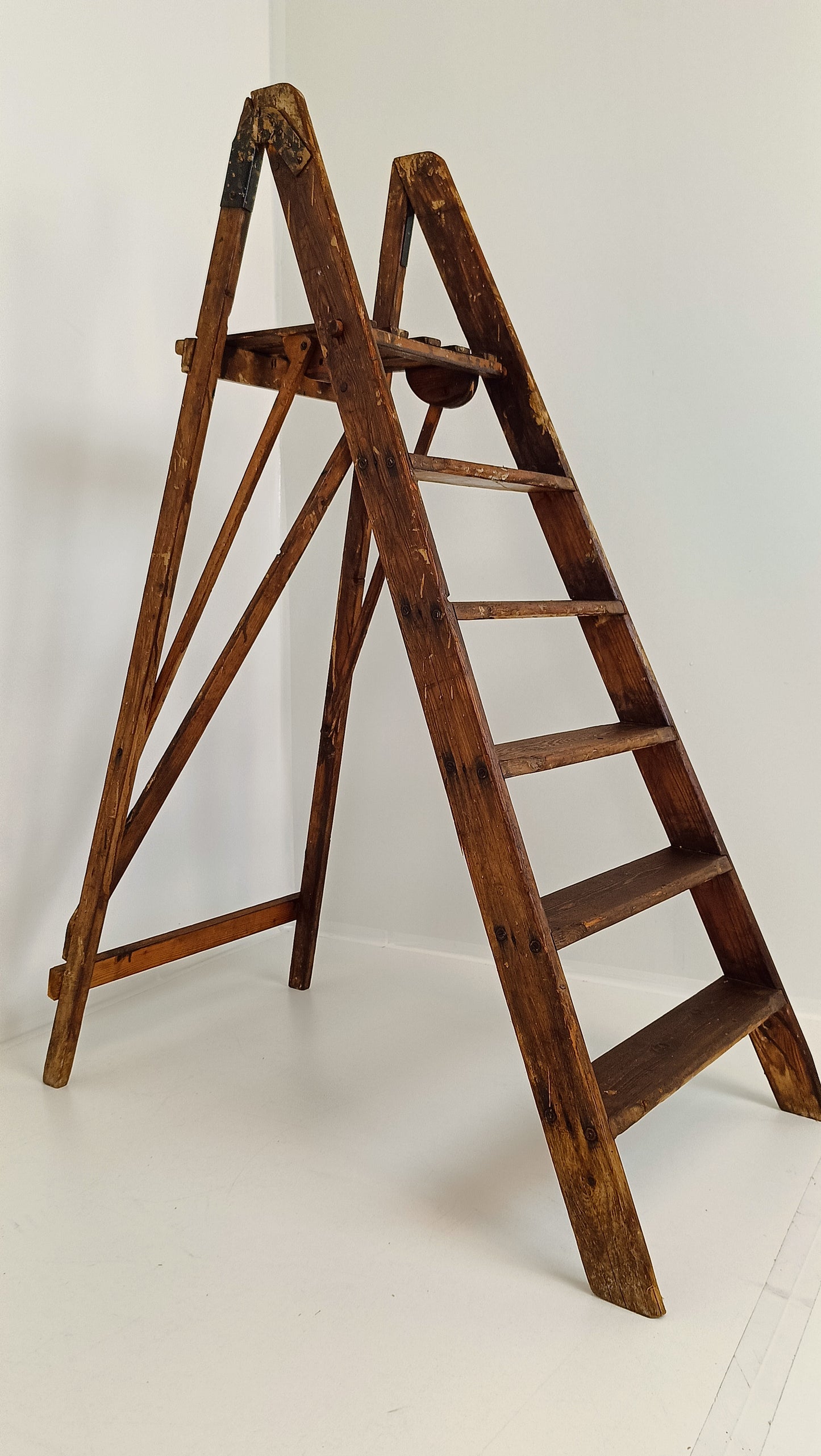 Library Vintage Staircase