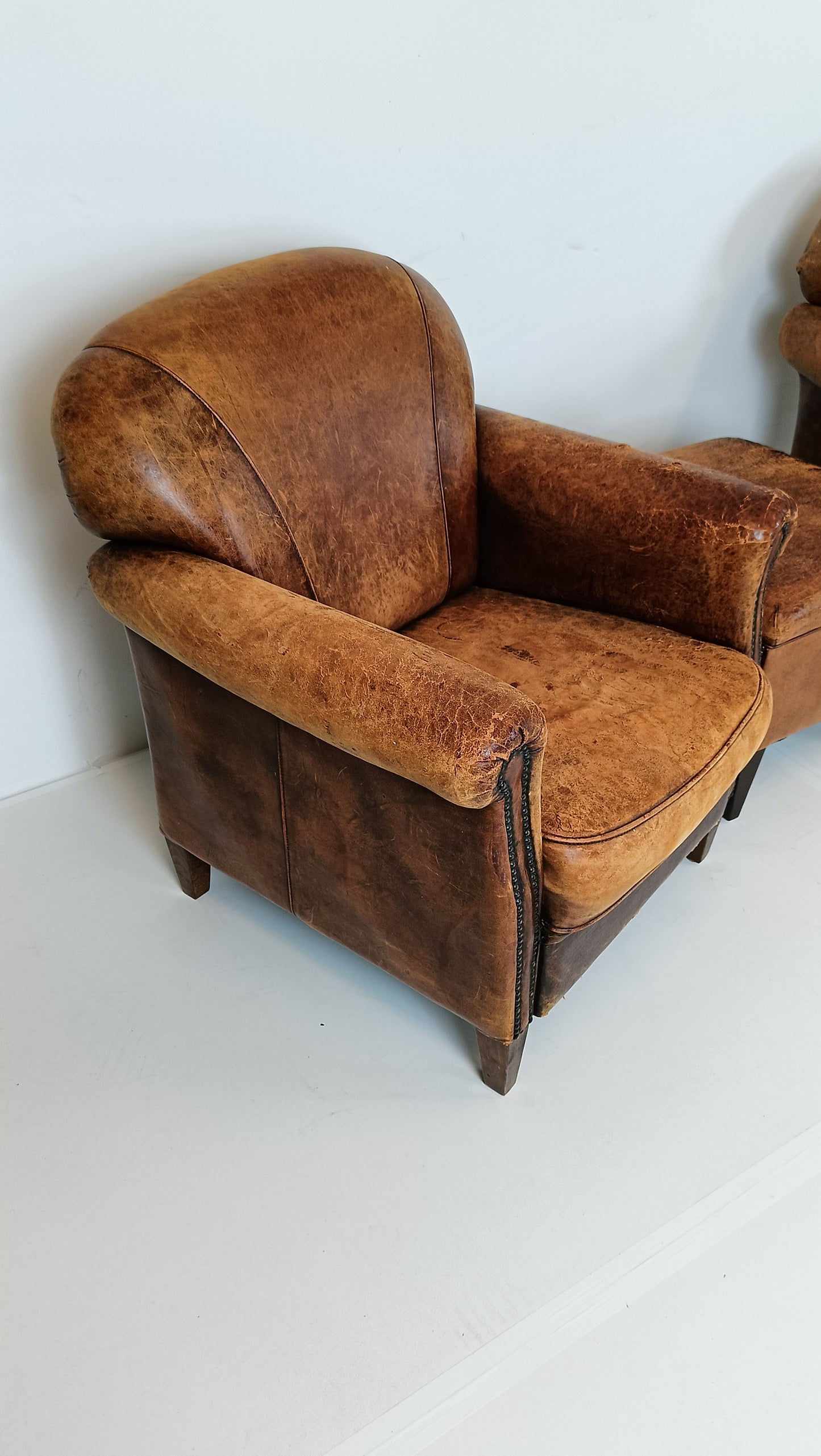 Amazing Patinated Sheep Leather Set of Chairs With Poof