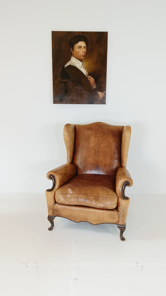 Amazing Sheep Leather Chair In Excellent Condition
