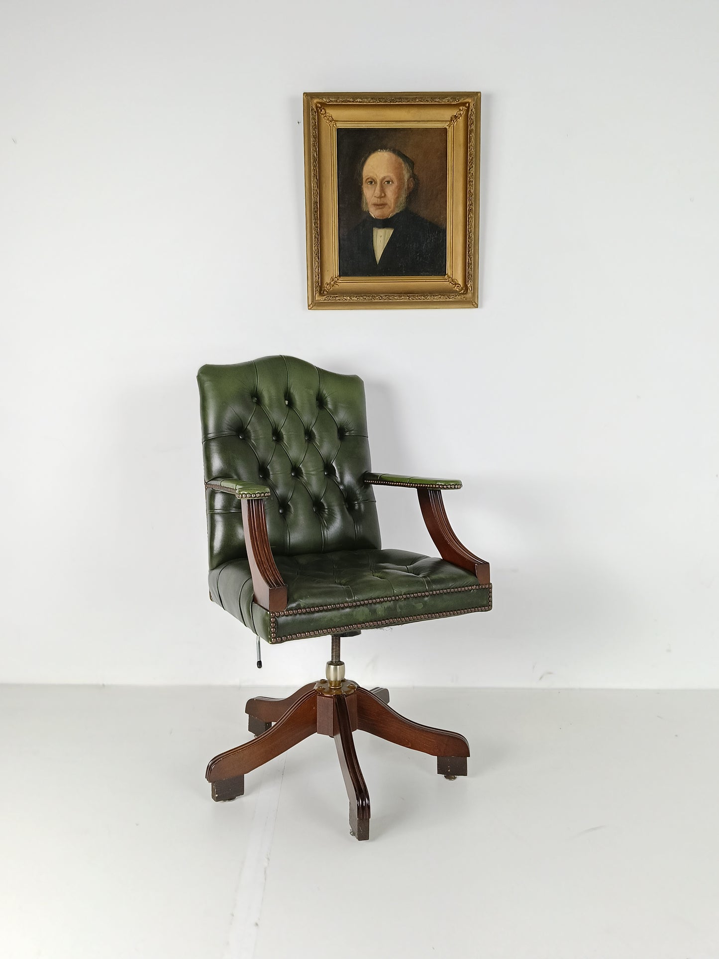 Chesterfield Desk Chair Deep Green