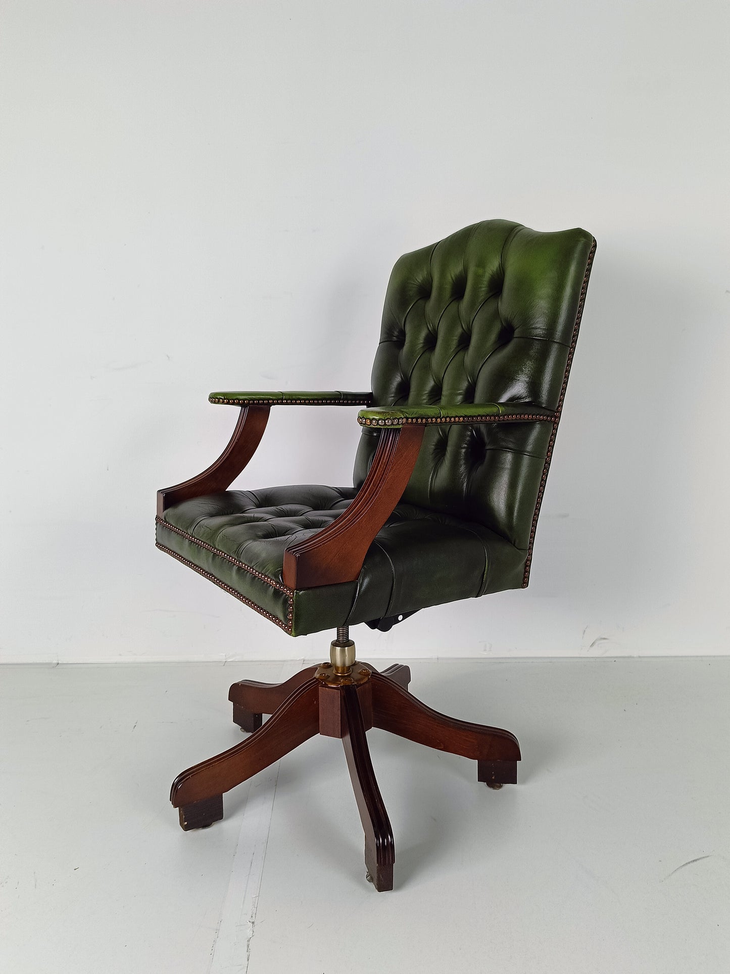 Chesterfield Desk Chair Deep Green