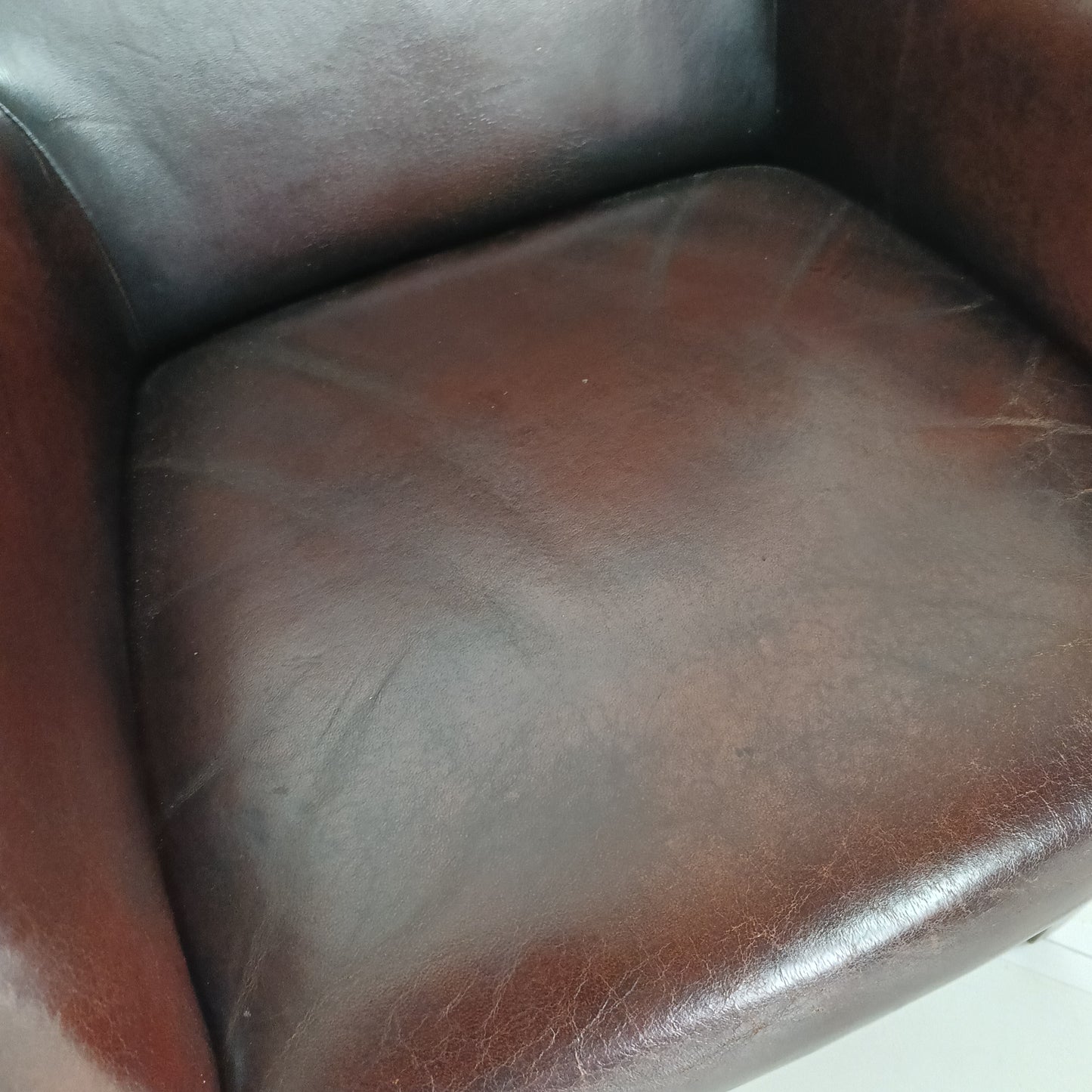 Stunning Sheep Leather Dining Chairs (set of 4 chairs)