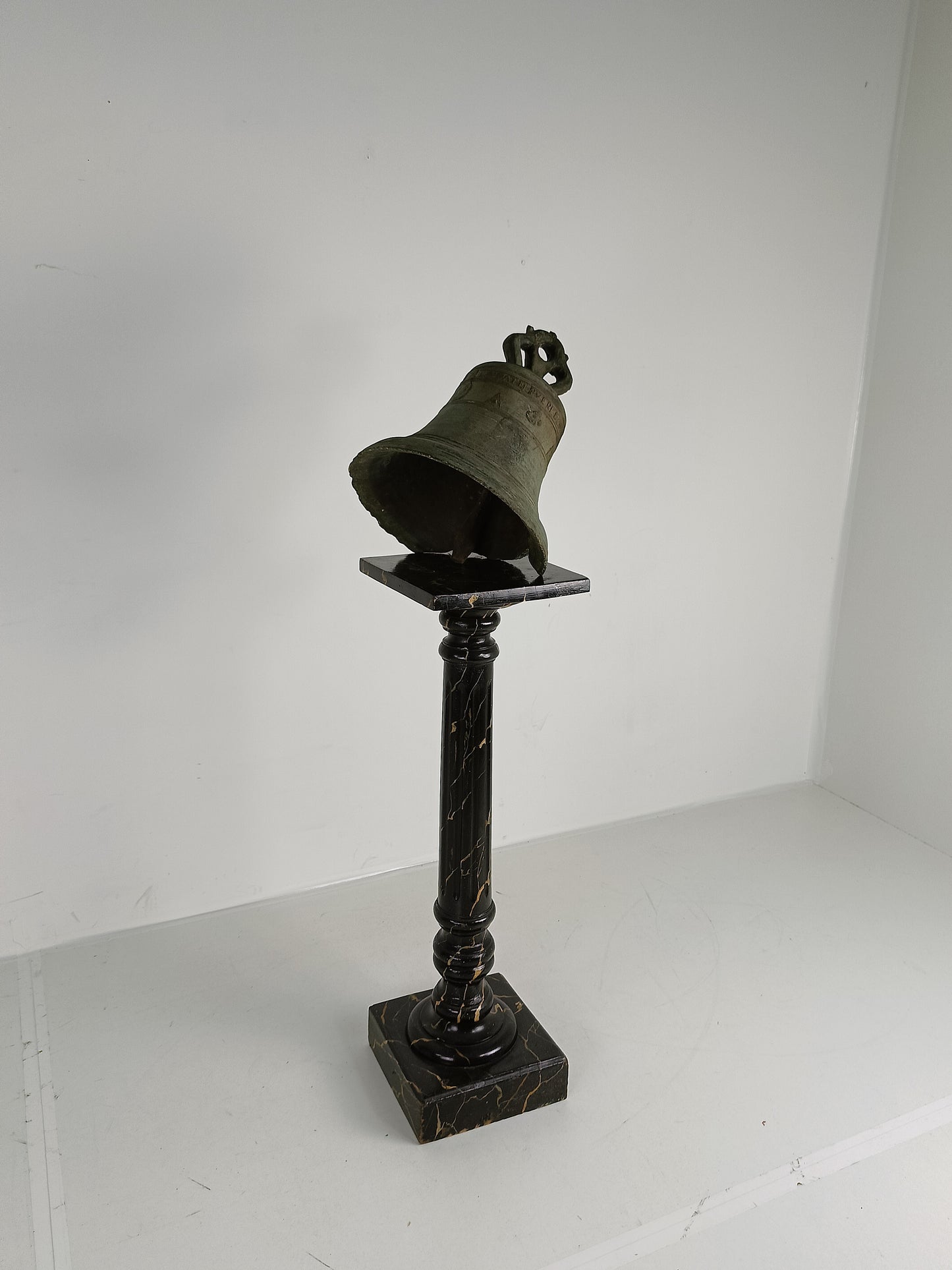 Amazing Antique Church Bell  Anno 1679