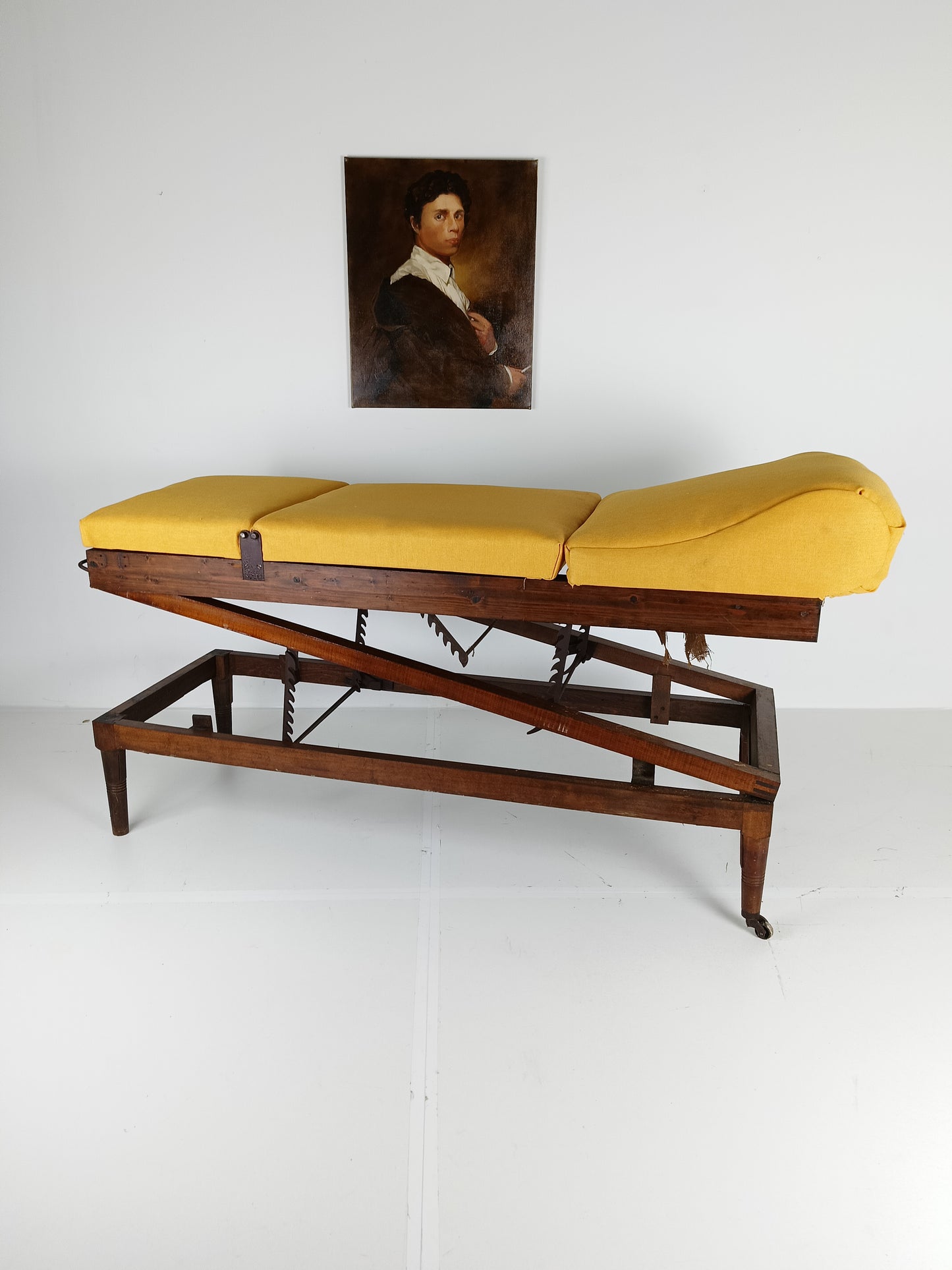Antique English Militairy Hospital Bed