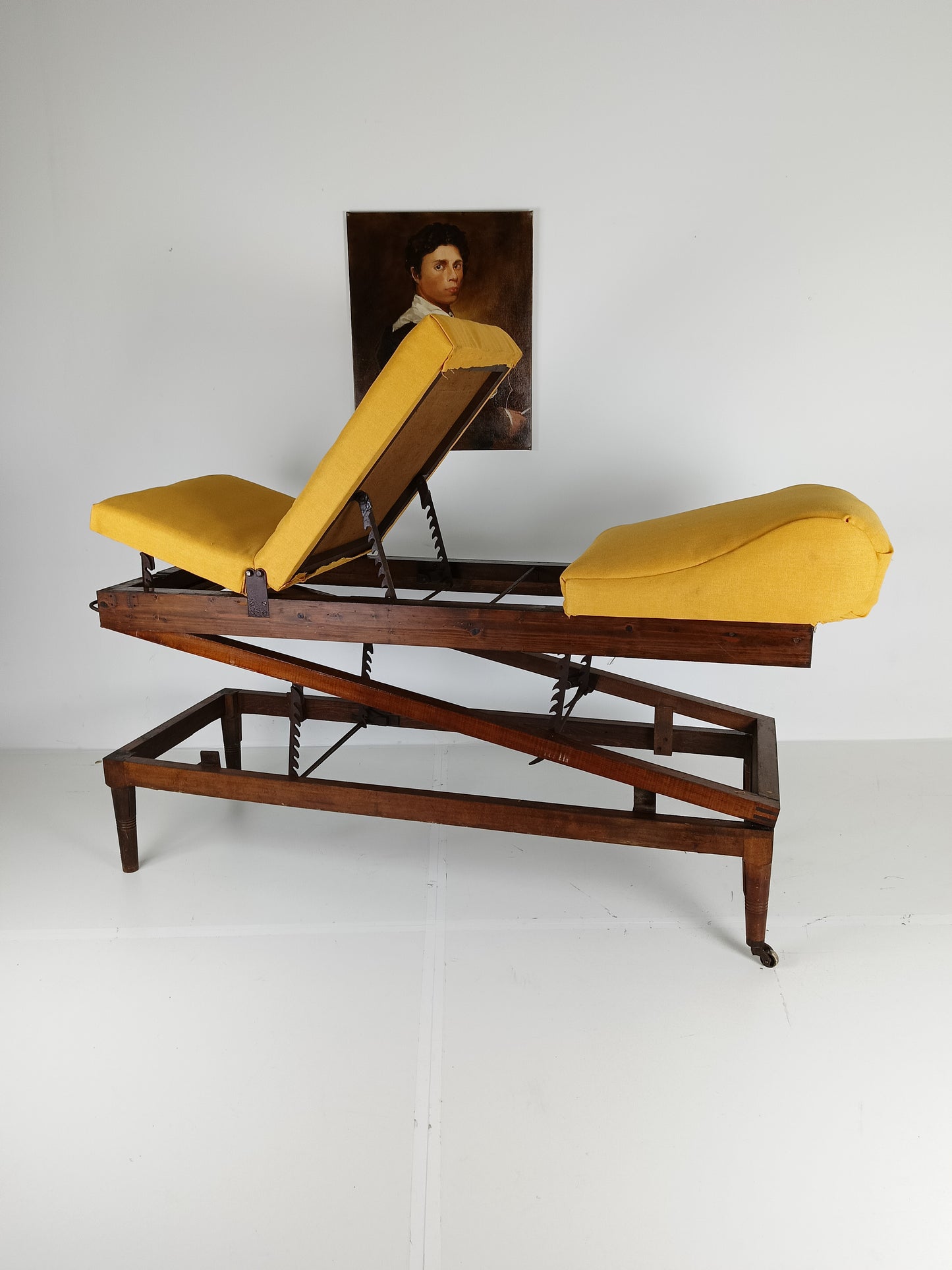 Antique English Militairy Hospital Bed