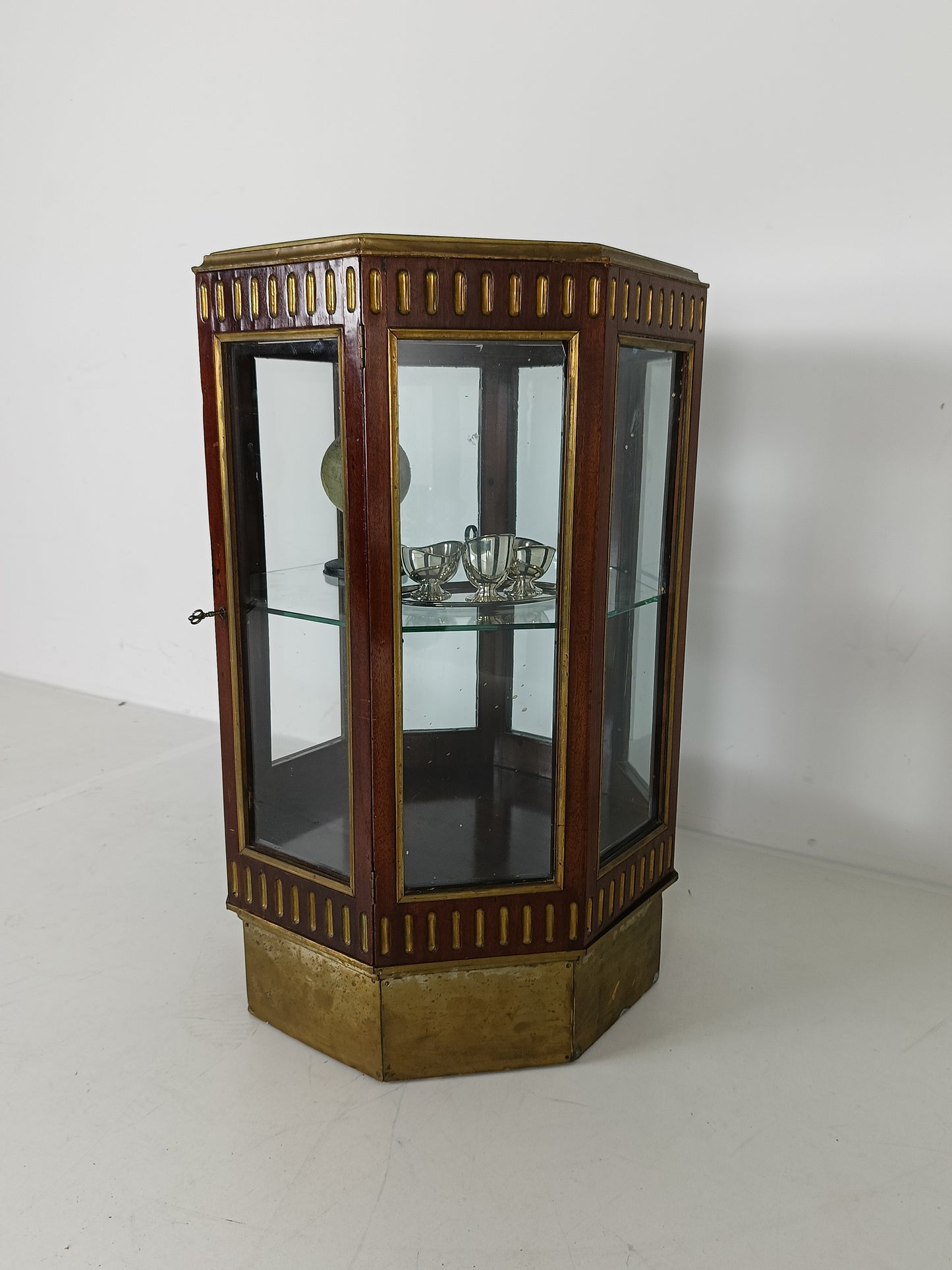 Octagonal Display Cabinet 19 century