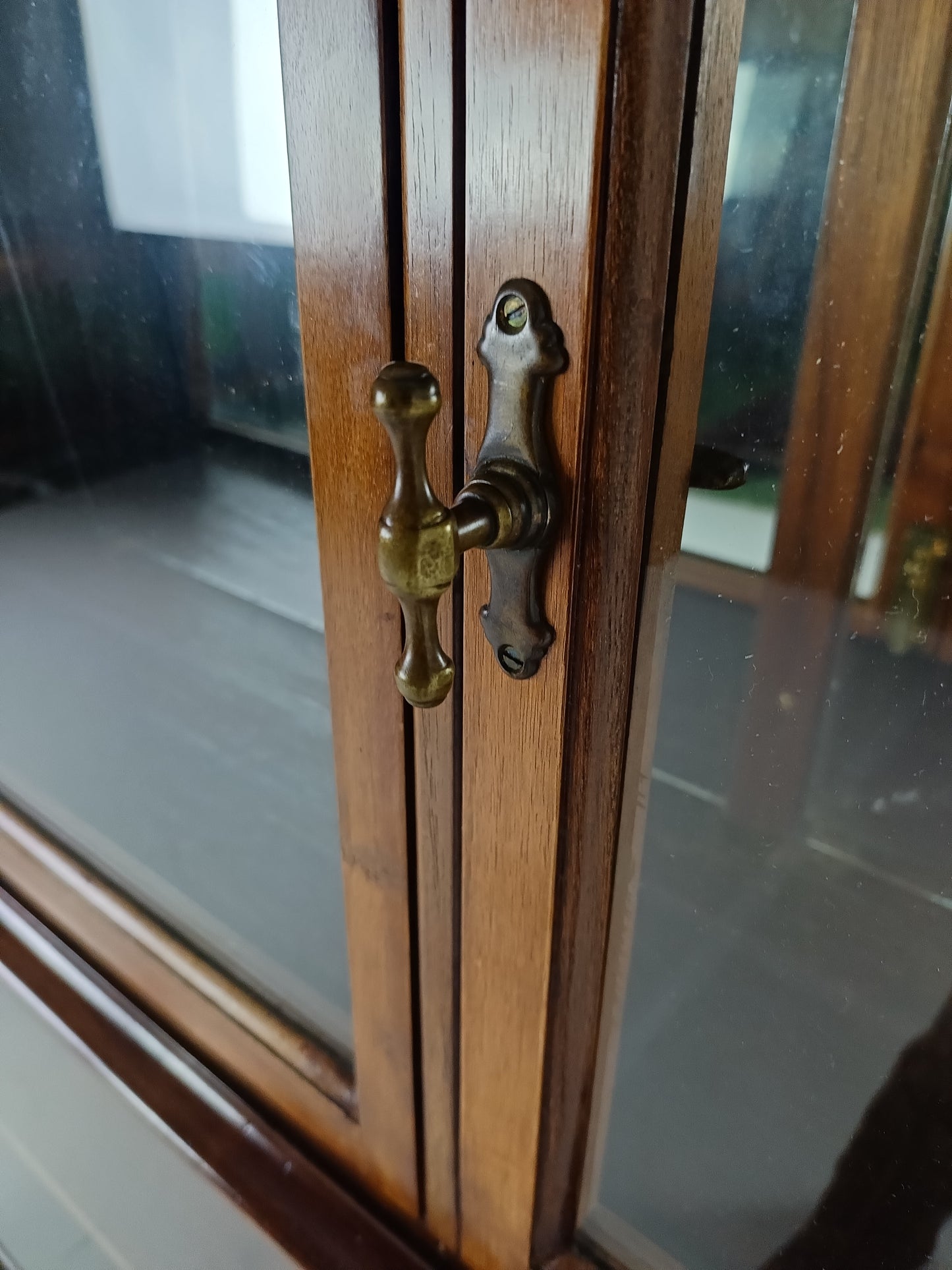 Stunning Antique Mahogany Display Cabinet
