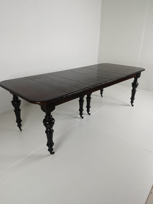Vintage English Style Expansion Table