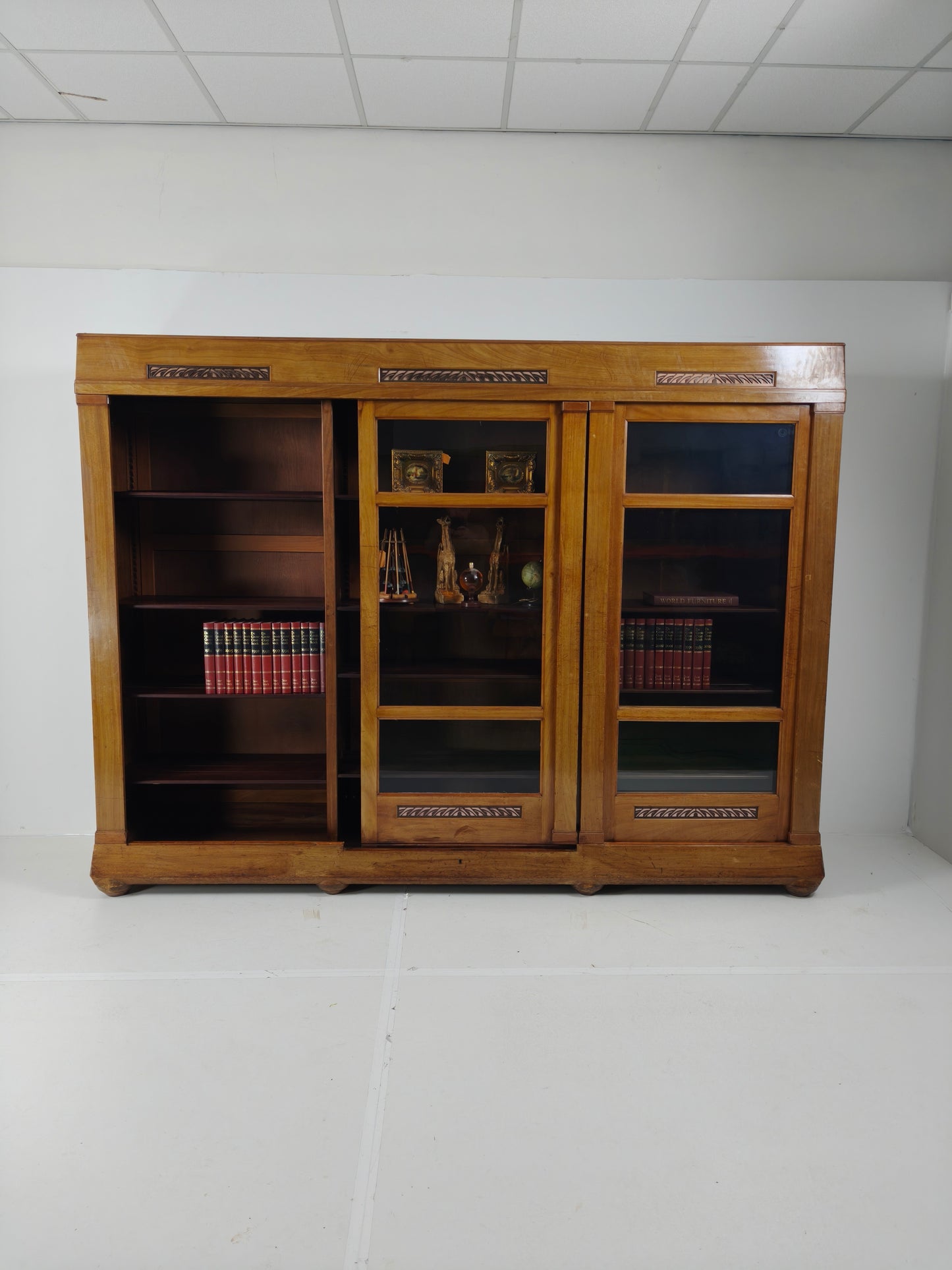 Exceptional Unique Large Display Book Cabinet Art Deco, 1920's
