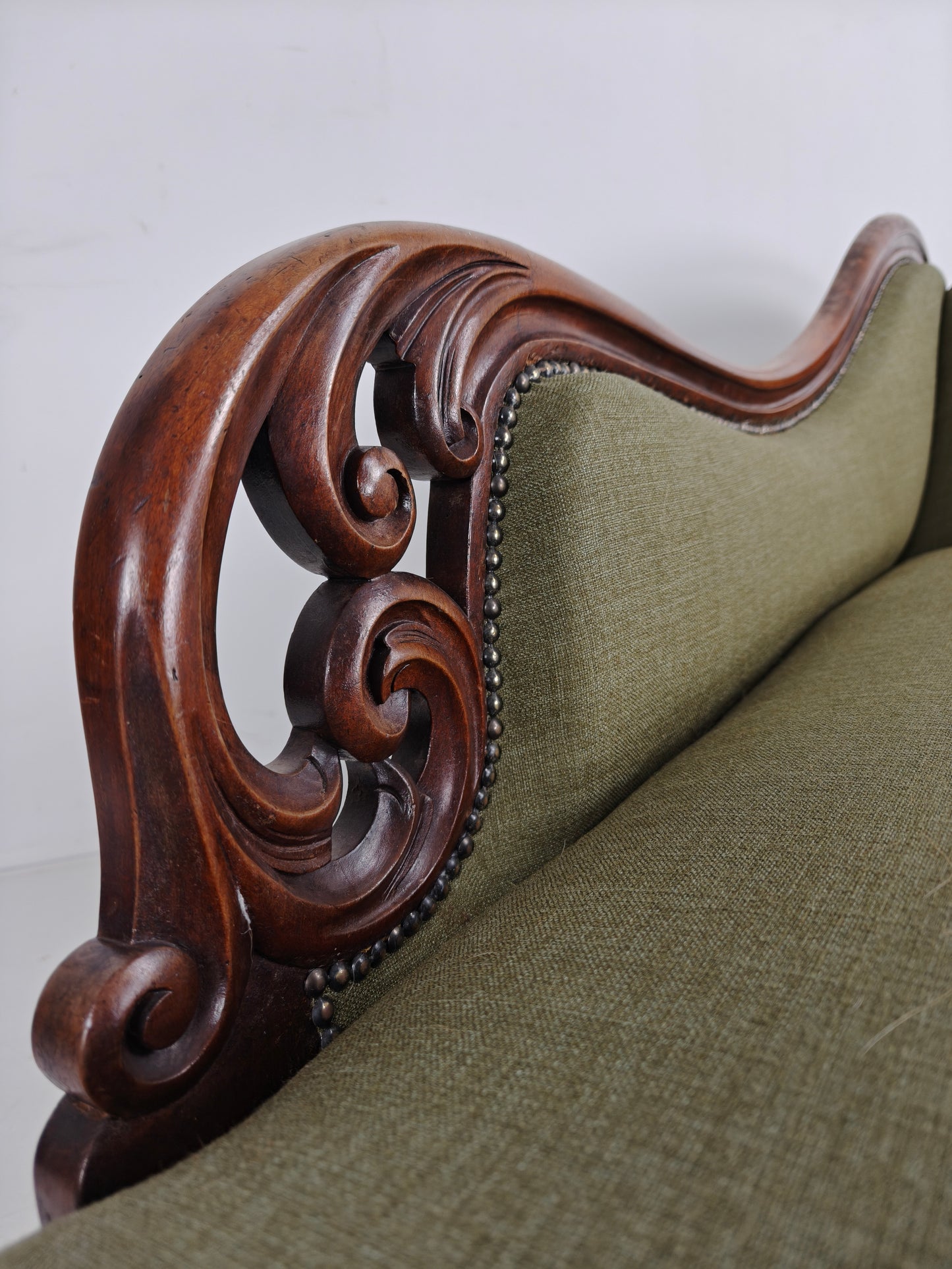 Antique English Victorian Chaise Lounge - Made of Mahogany, Beautifully Upholstered