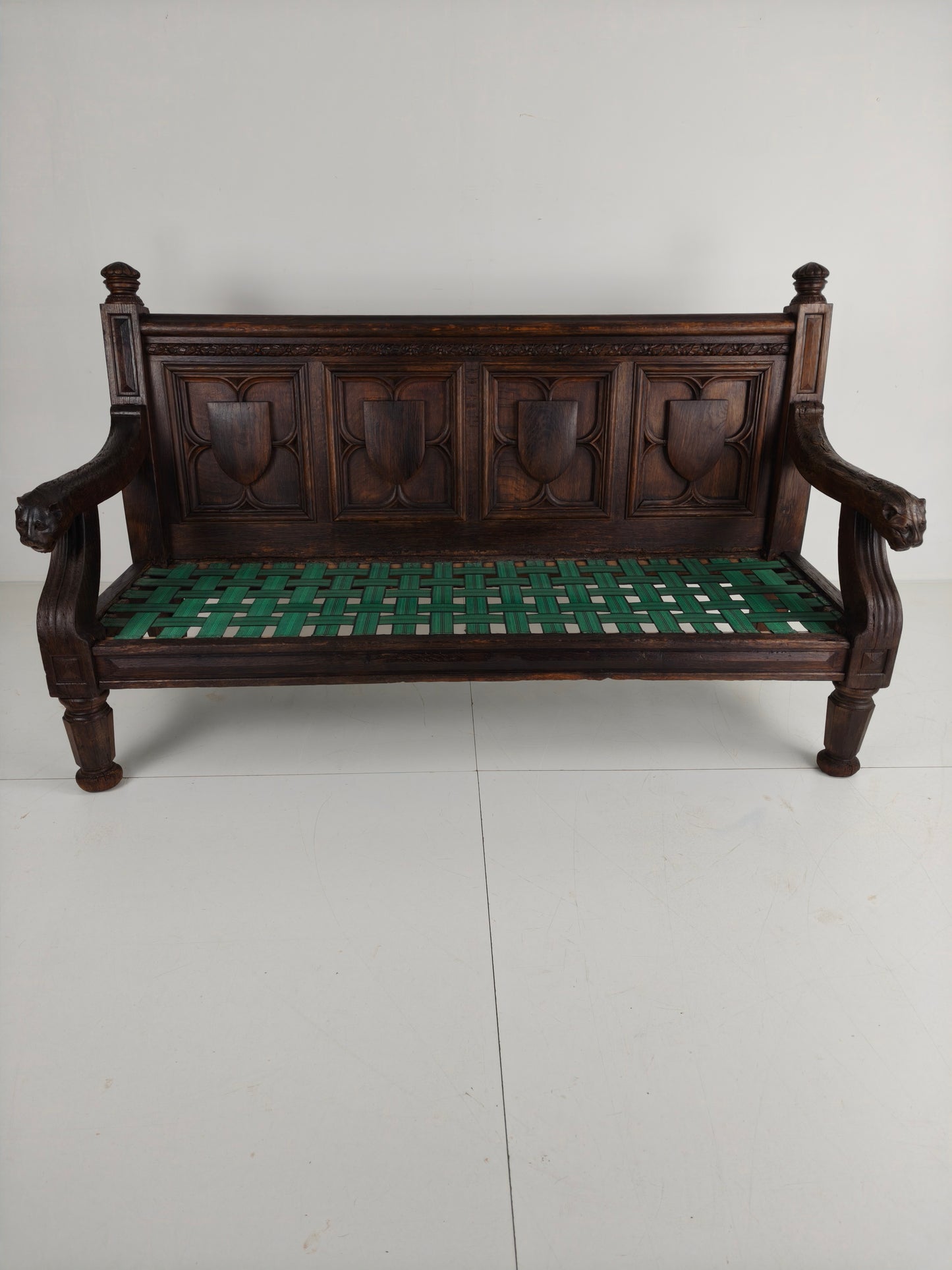 Stunning English Castle Bench - Late 18th Century Carved Jaguar Head Bench