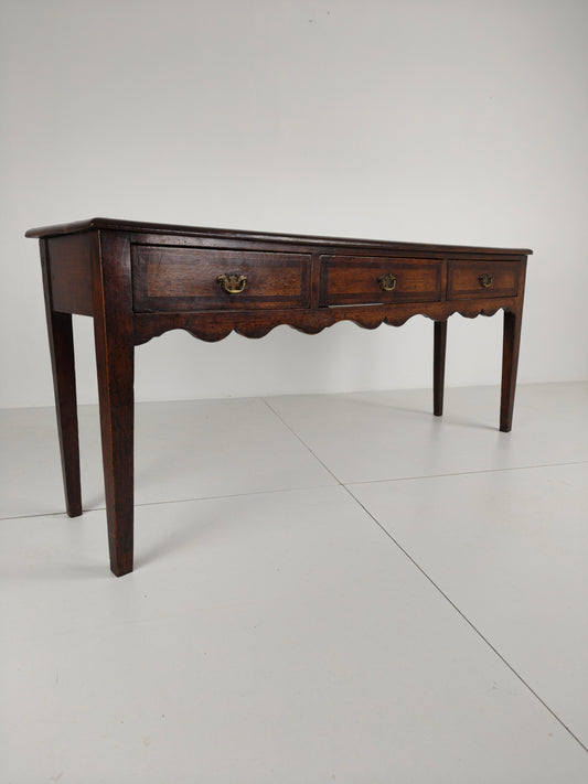 Elegant 19th Century English Oak Sideboard / Dresser