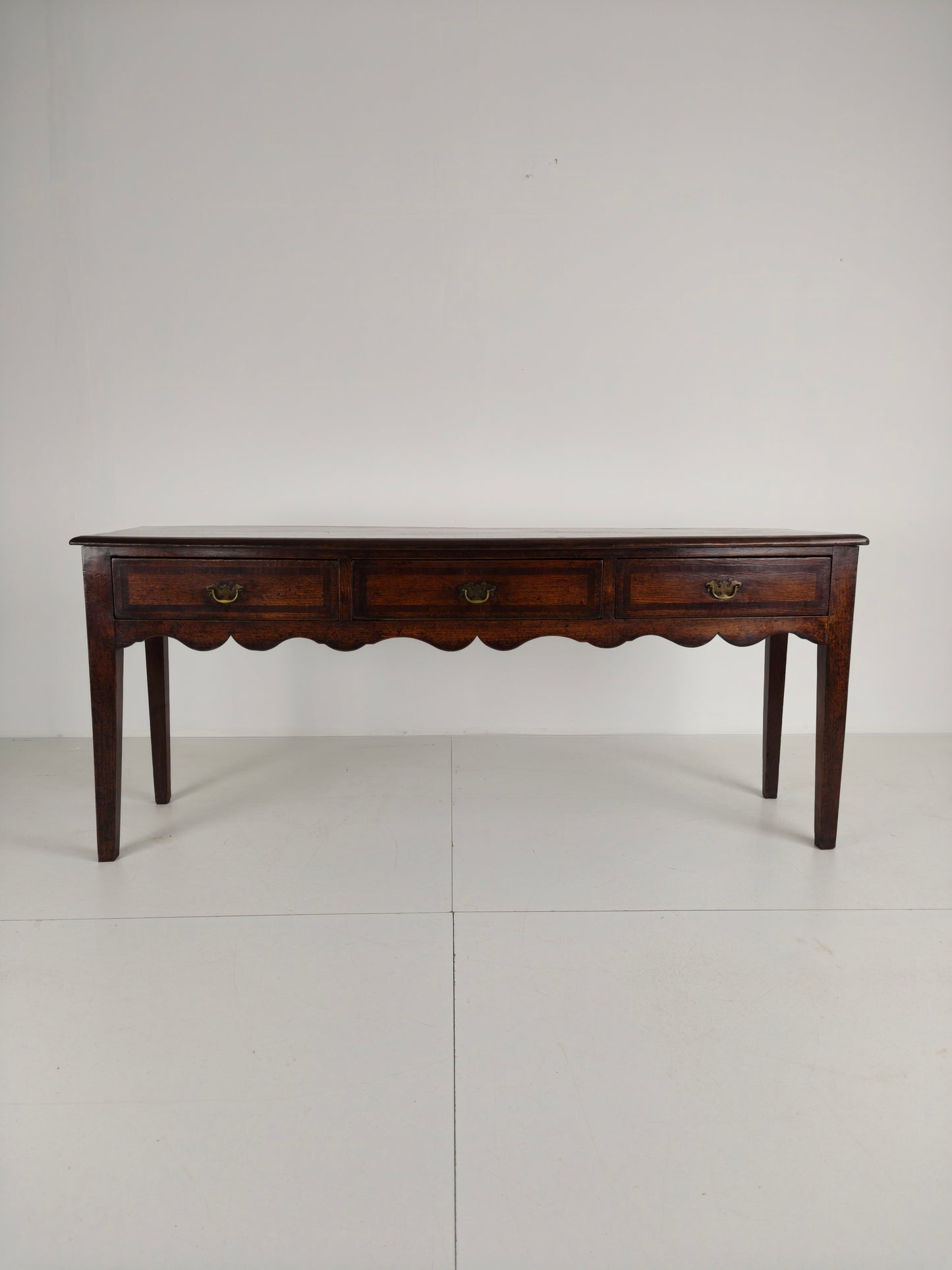 Elegant 19th Century English Oak Sideboard / Dresser
