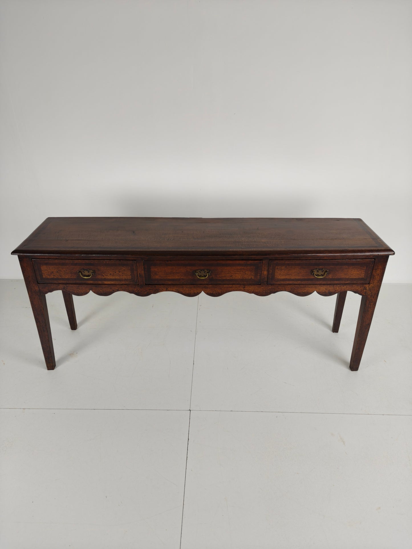 Elegant 19th Century English Oak Sideboard / Dresser