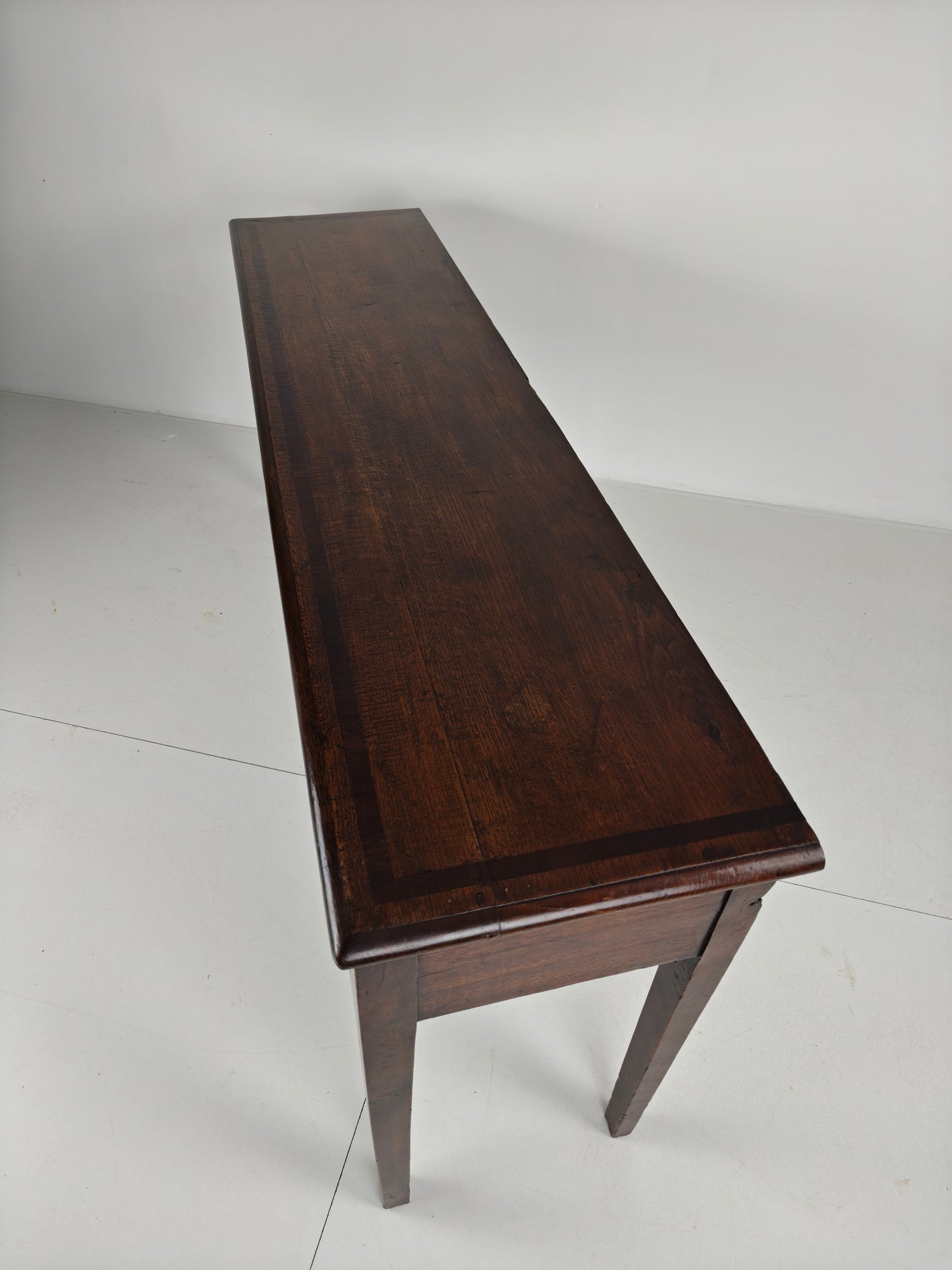 Elegant 19th Century English Oak Sideboard / Dresser