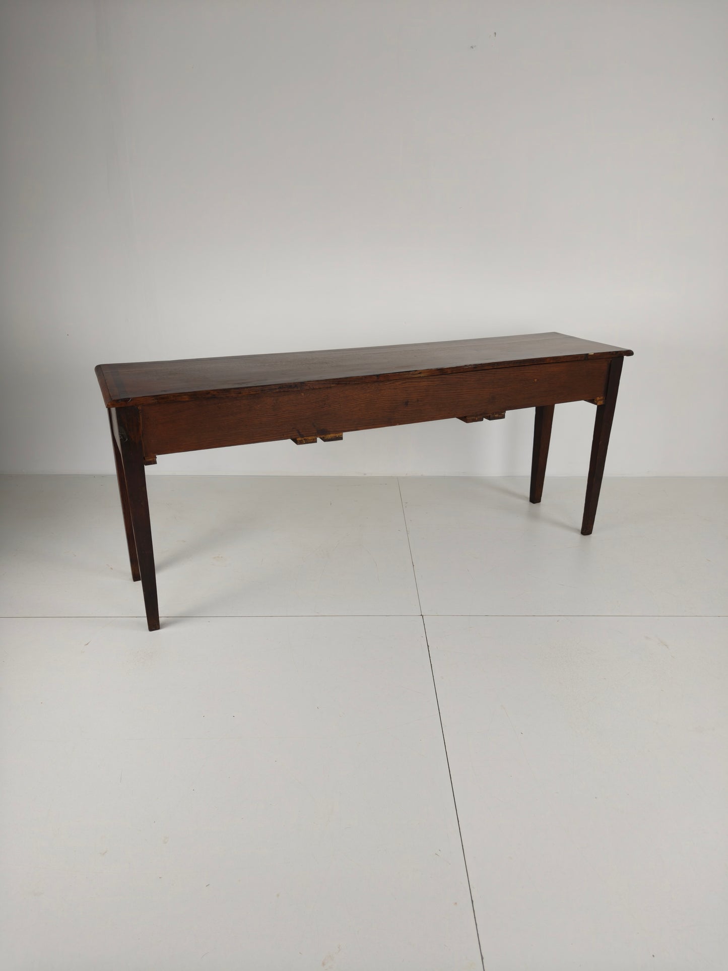 Elegant 19th Century English Oak Sideboard / Dresser