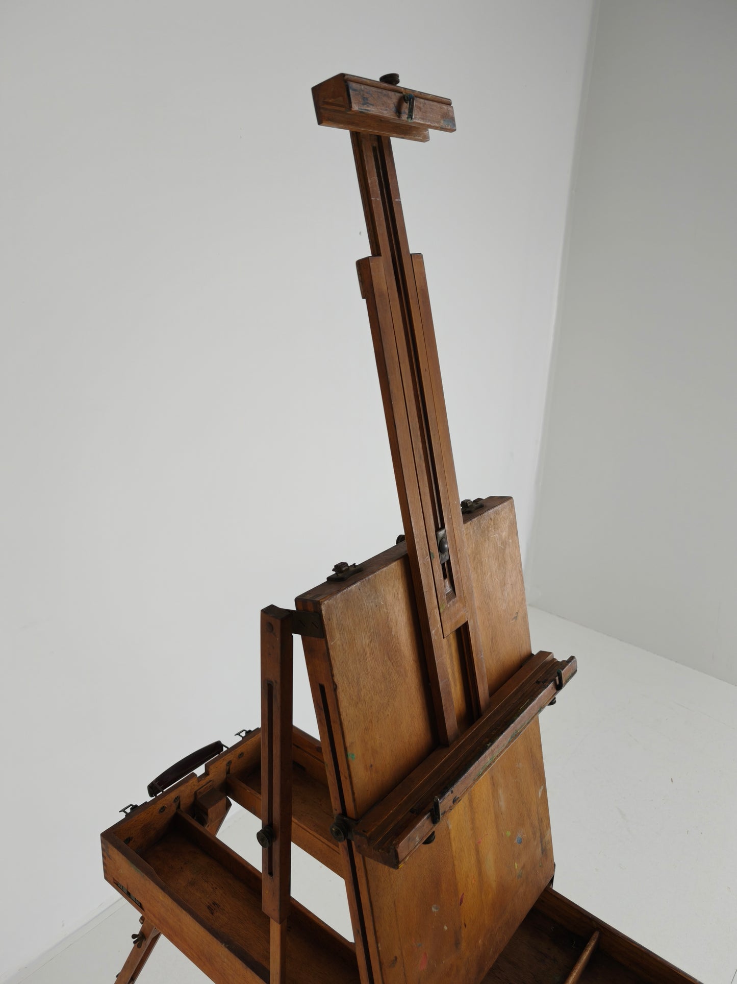 French Metamorphic Traveling Painter’s Box Easel – Grumbacher – BREV. S.G.D.G.