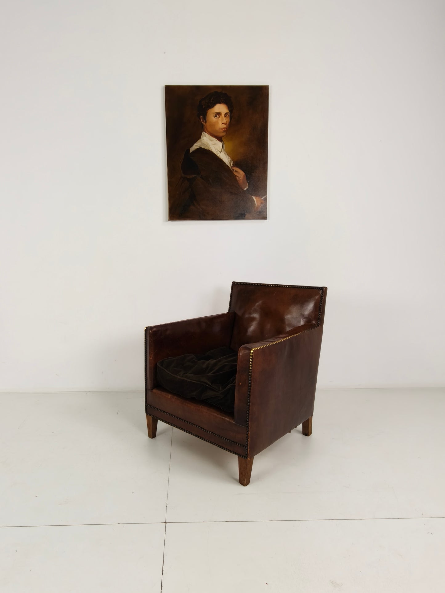 Beautiful Leather Club Chair – 1930s