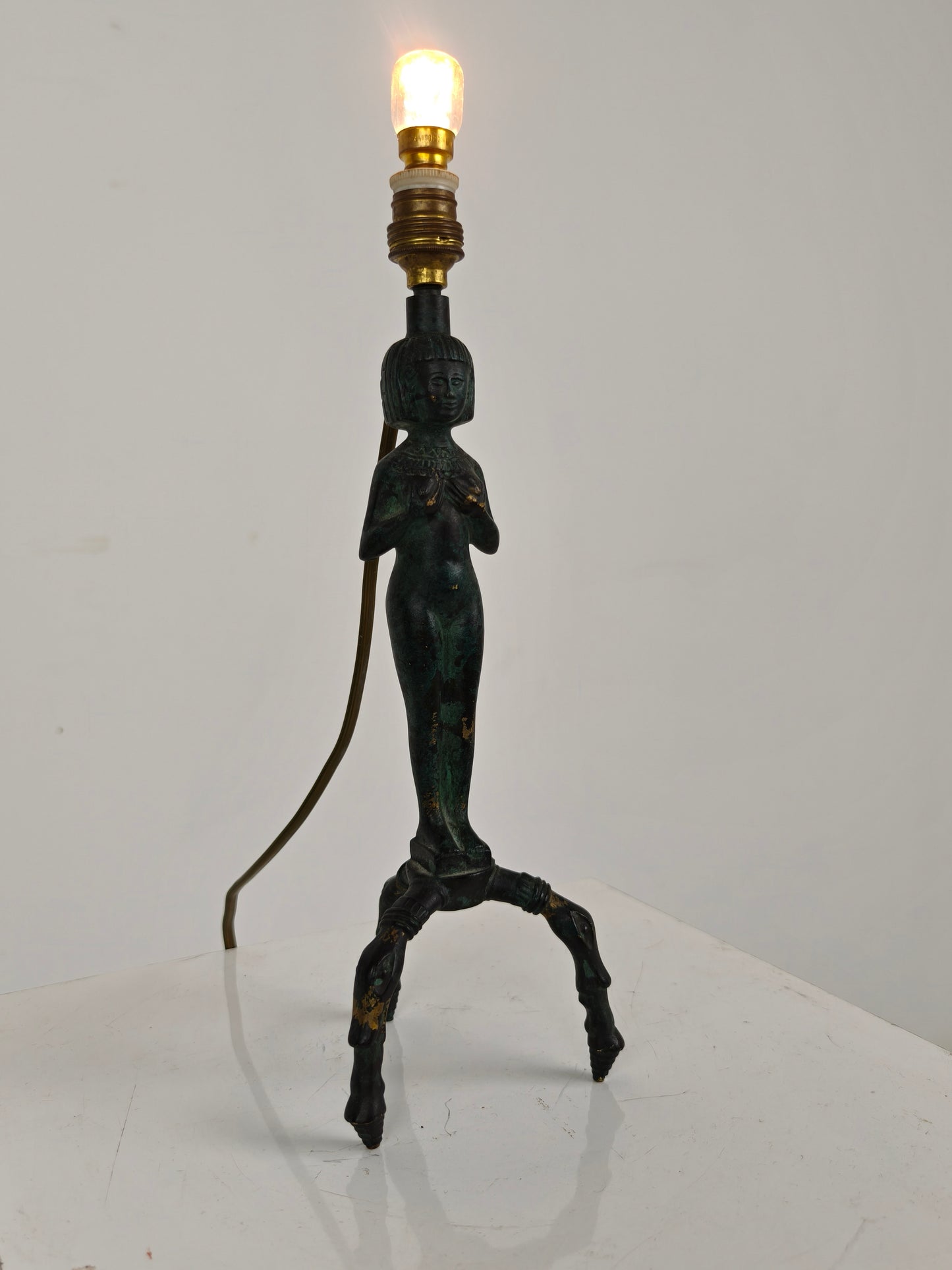 Beautiful Bronze Egyptian Lady Table Lamp 20th