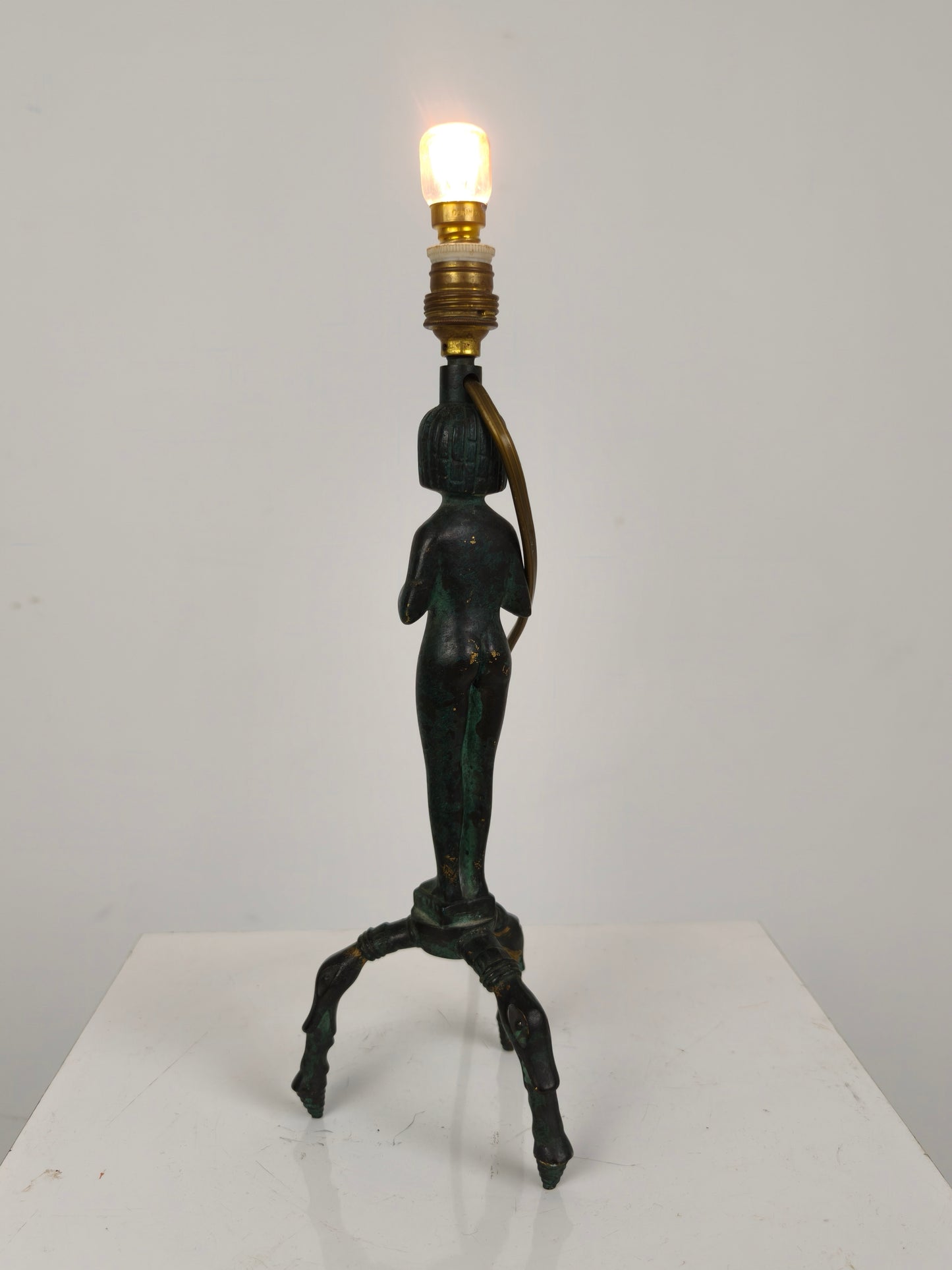 Beautiful Bronze Egyptian Lady Table Lamp 20th
