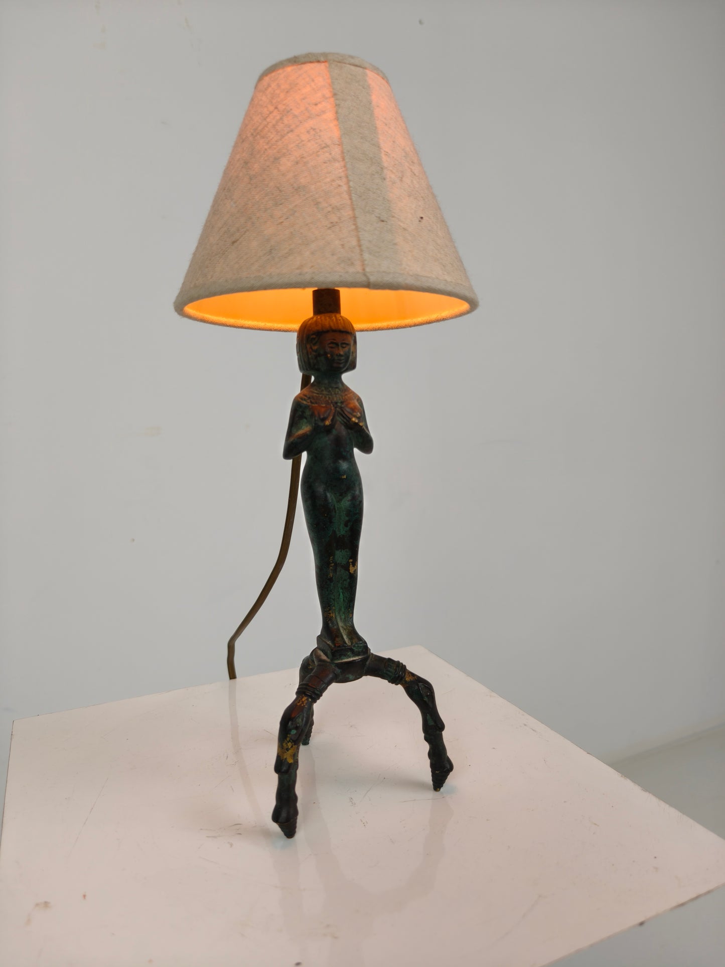 Beautiful Bronze Egyptian Lady Table Lamp 20th
