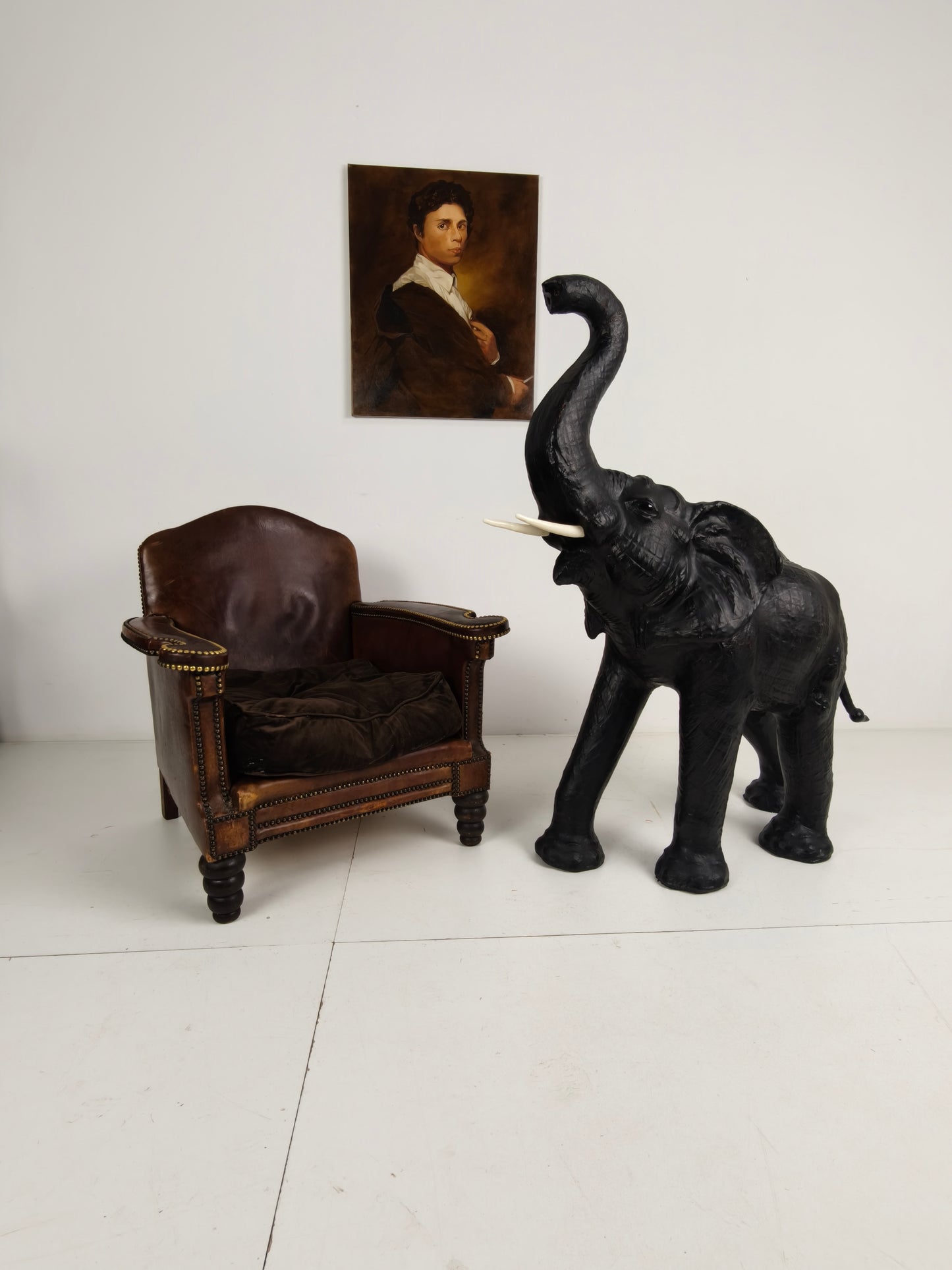Extra Large Leather Elephant Sculpture 130 cm – ca. 1950